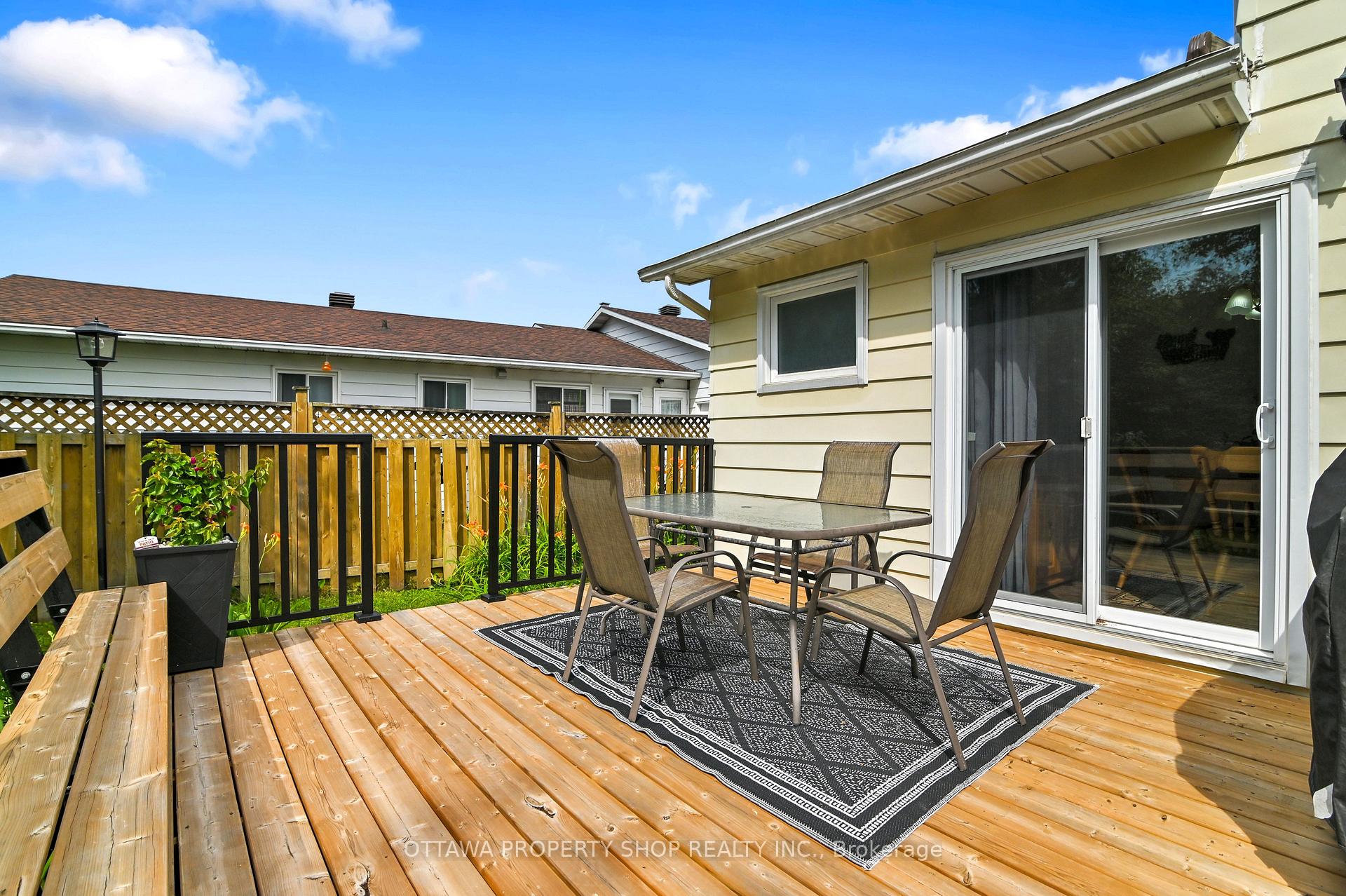 Photo 28 of 6268 Steamer Lane, Ottawa, Convent Glen South — HOMEH