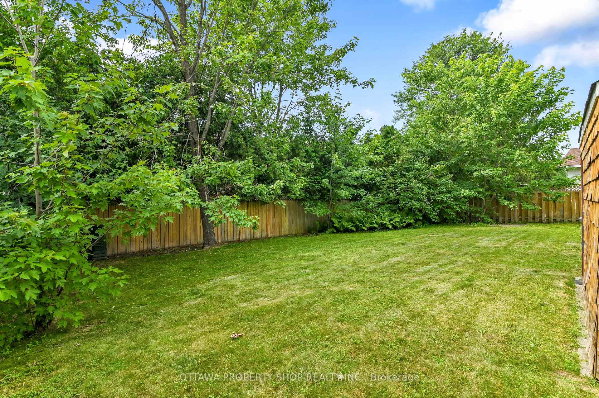 Photo 33 of 6268 Steamer Lane, Ottawa, Convent Glen South — HOMEH