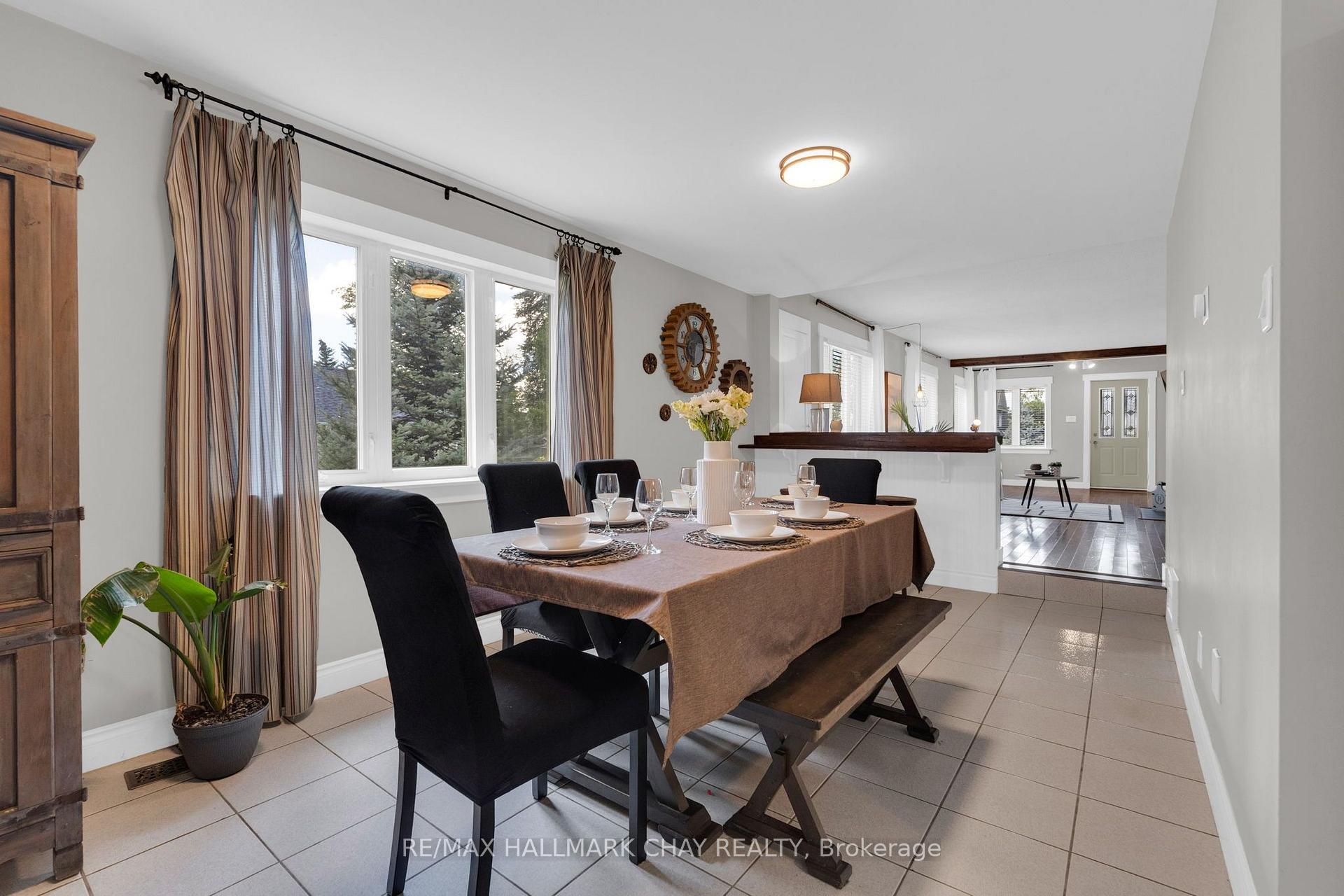 Photo 9 of 47 Lakeside Drive, Innisfil, Rural Innisfil — HOMEH