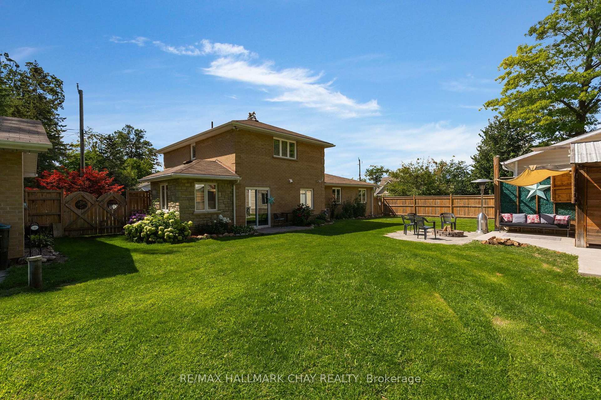Photo 25 of 47 Lakeside Drive, Innisfil, Rural Innisfil — HOMEH