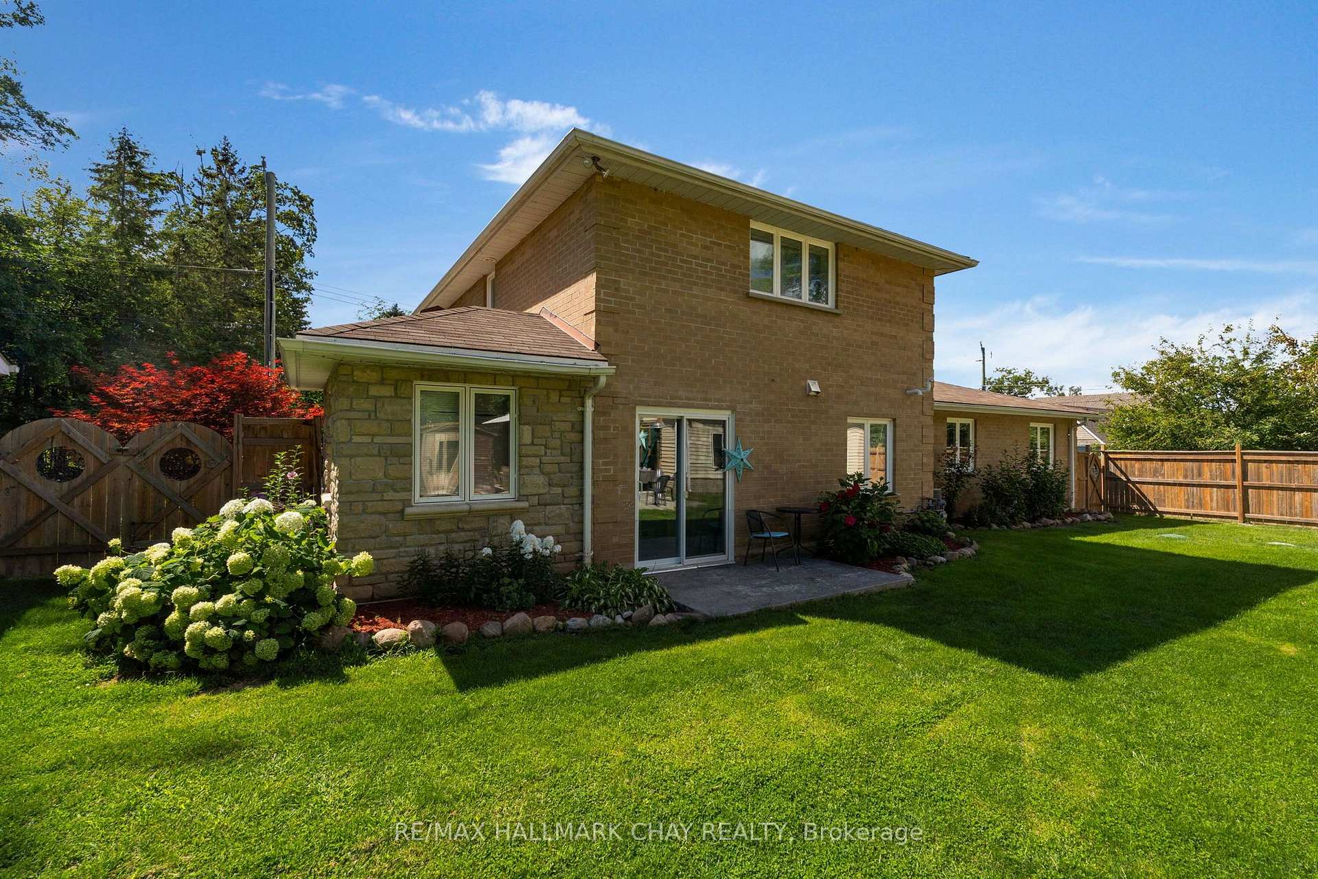 Photo 26 of 47 Lakeside Drive, Innisfil, Rural Innisfil — HOMEH