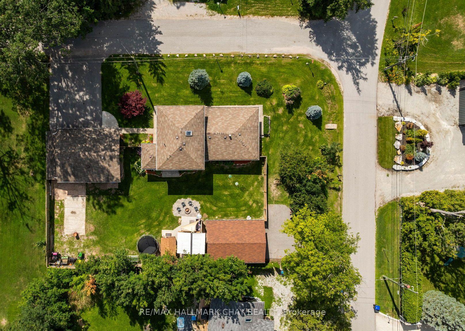 Photo 34 of 47 Lakeside Drive, Innisfil, Rural Innisfil — HOMEH