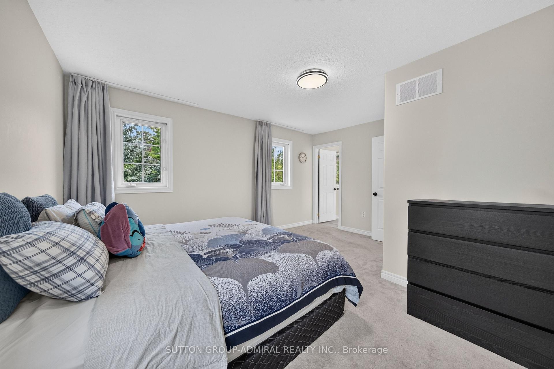Photo 22 of 34 Balmoral Place, Barrie, Innis-Shore — HOMEH