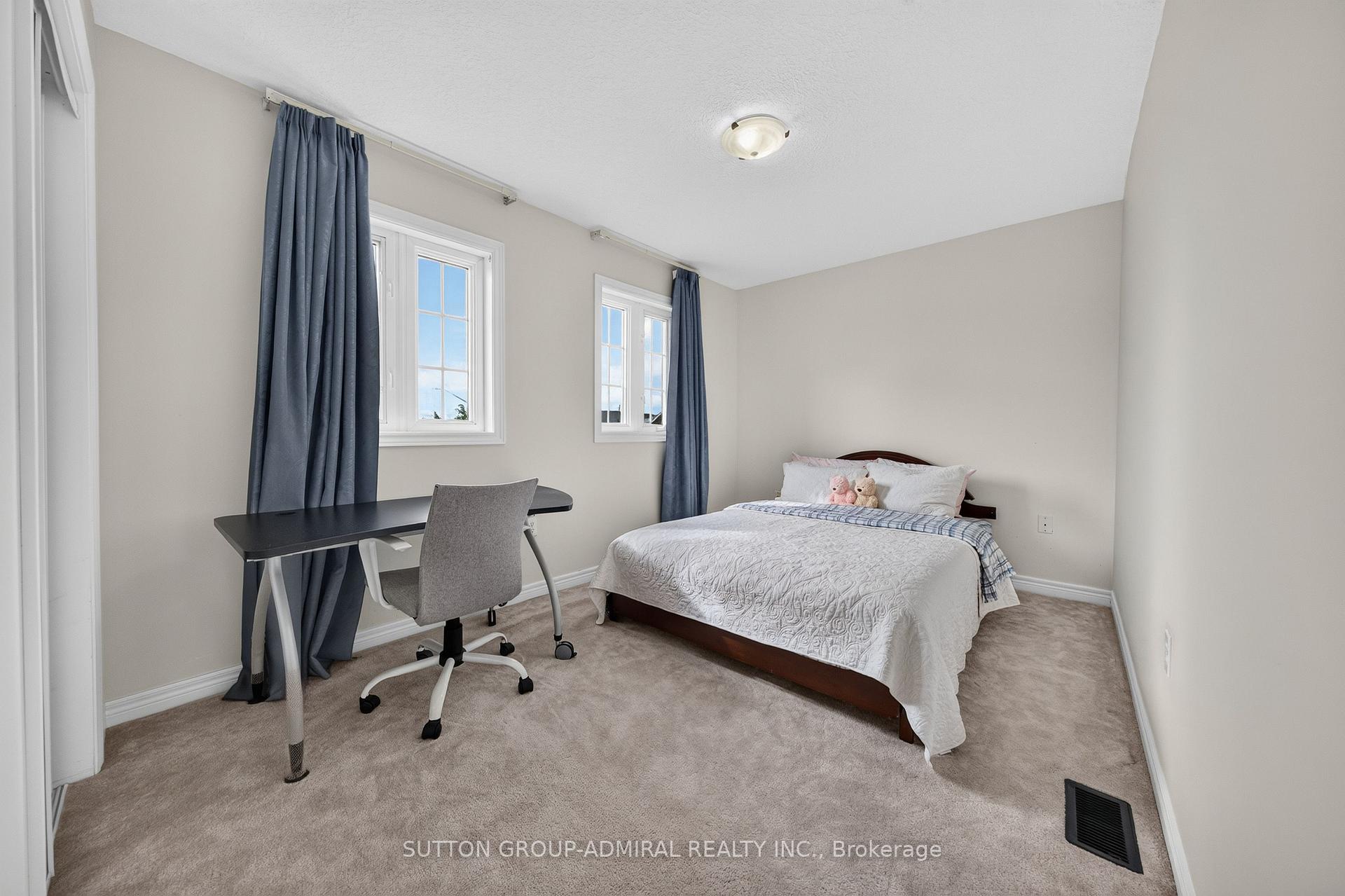 Photo 26 of 34 Balmoral Place, Barrie, Innis-Shore — HOMEH