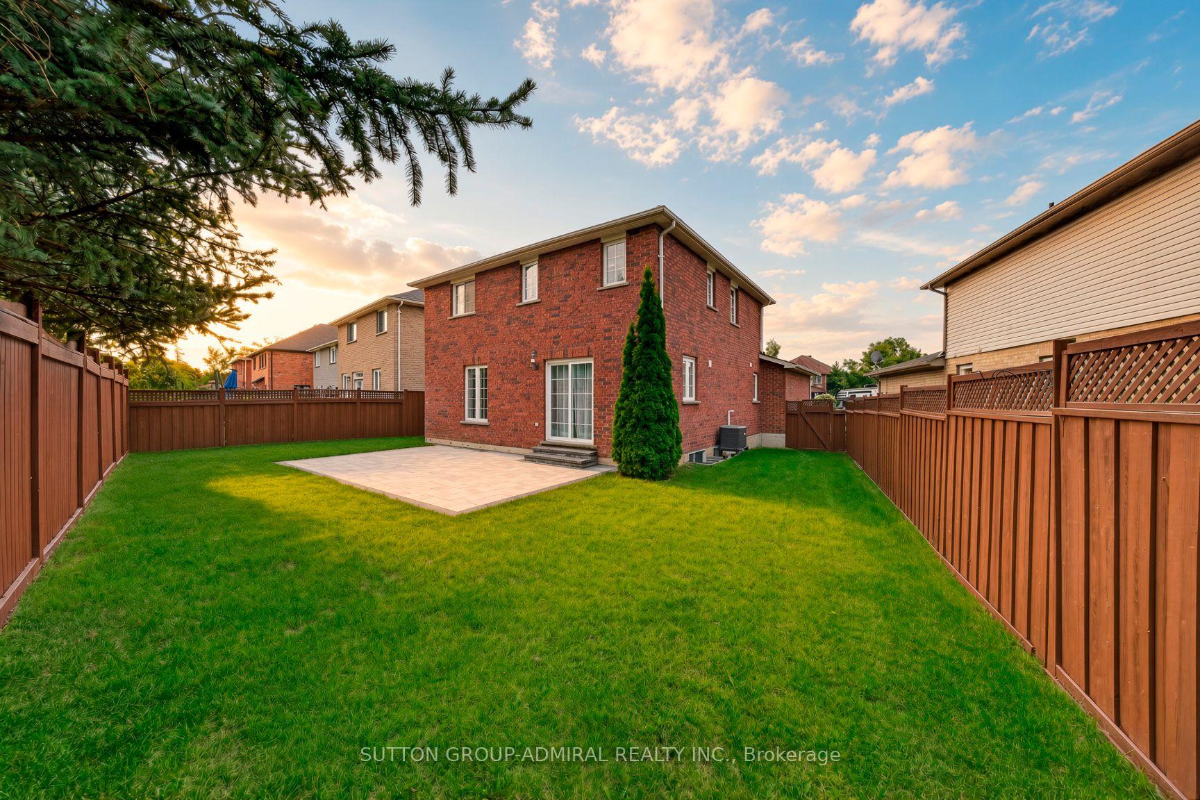 Photo 36 of 34 Balmoral Place, Barrie, Innis-Shore — HOMEH