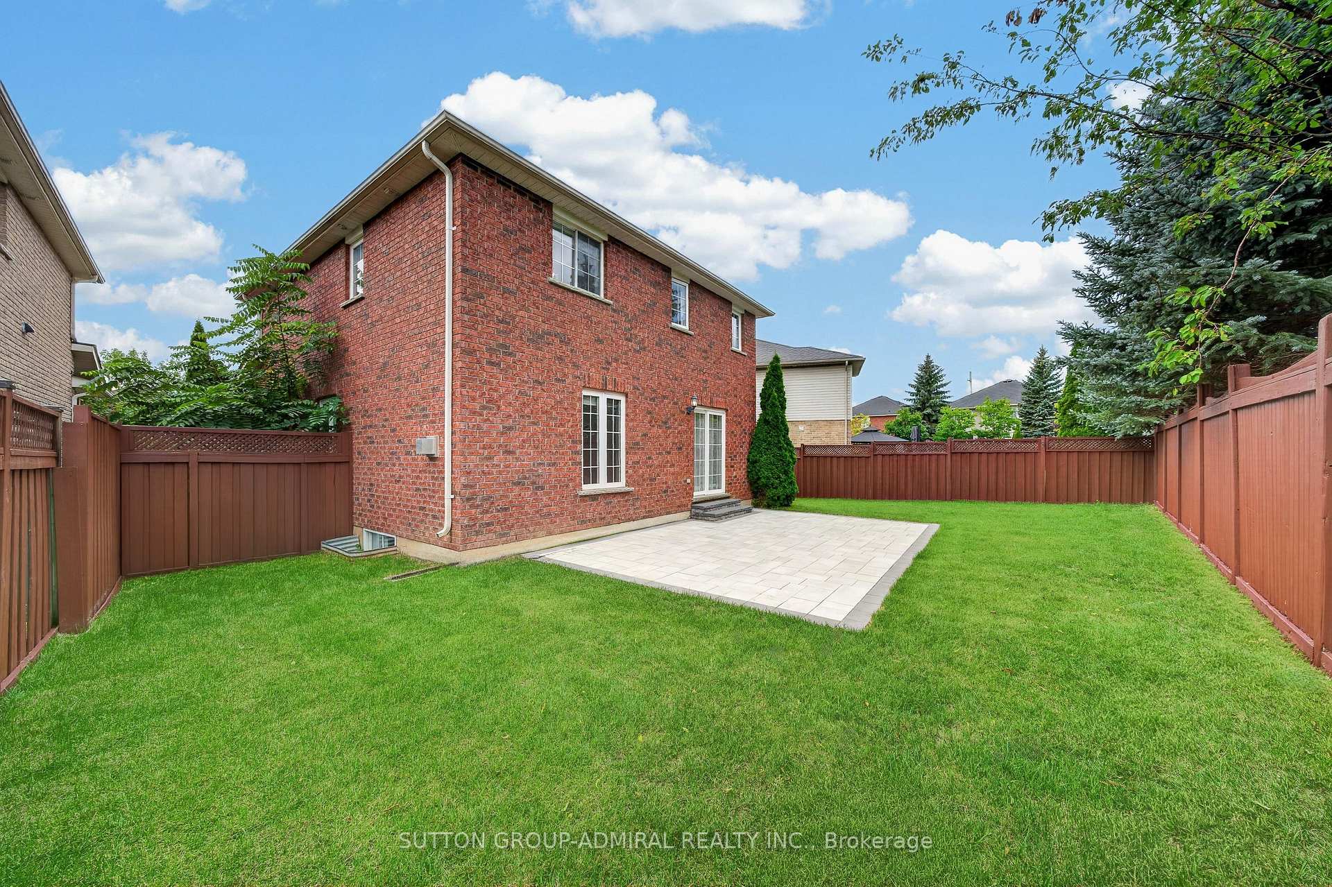 Photo 38 of 34 Balmoral Place, Barrie, Innis-Shore — HOMEH