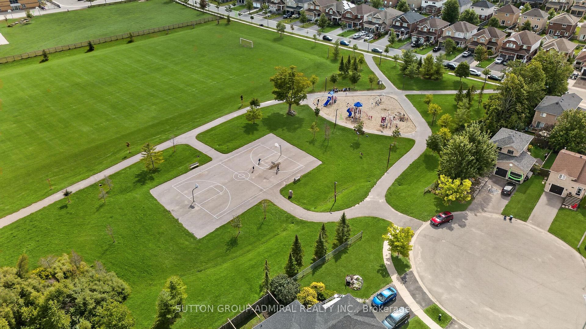 Photo 47 of 34 Balmoral Place, Barrie, Innis-Shore — HOMEH