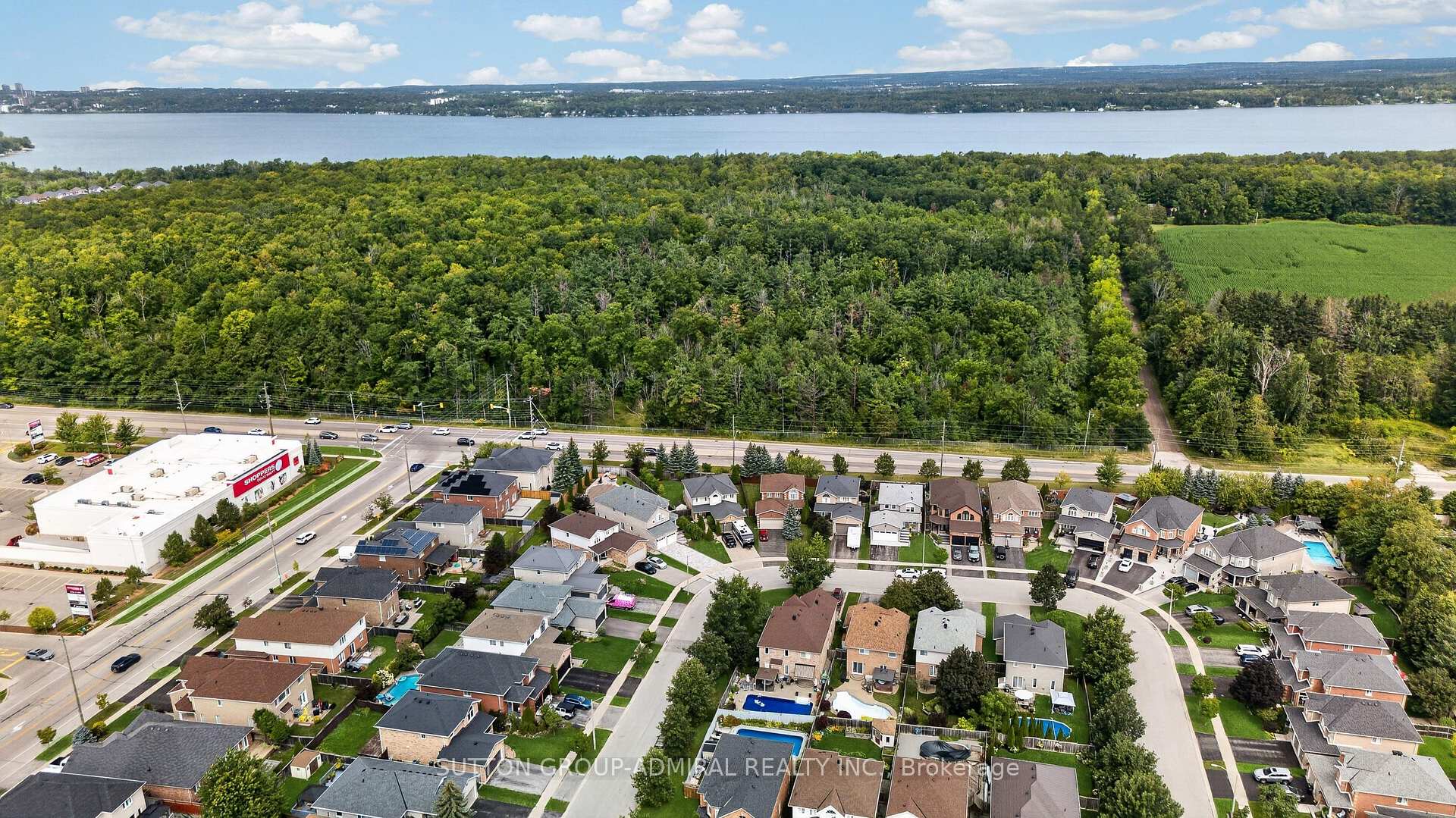 Photo 48 of 34 Balmoral Place, Barrie, Innis-Shore — HOMEH
