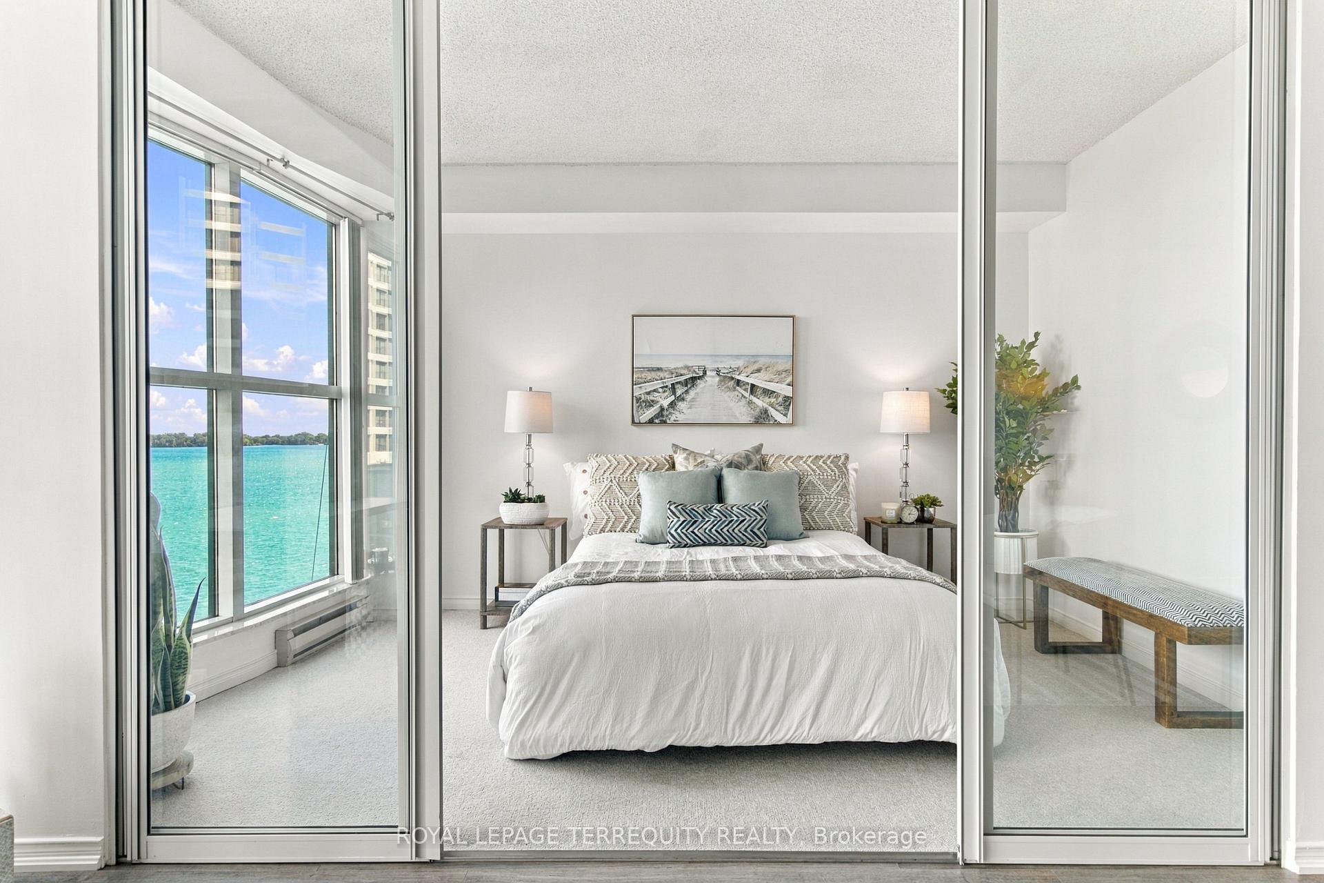 Photo 24 of Unit 1104, 99 Harbour Square, Toronto, Waterfront Communities — HOMEH