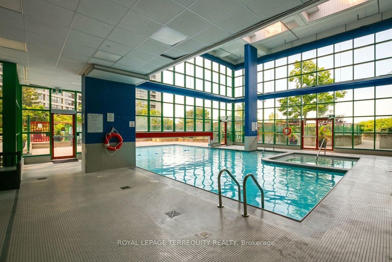 Photo 39 of Unit 1104, 99 Harbour Square, Toronto, Waterfront Communities — HOMEH