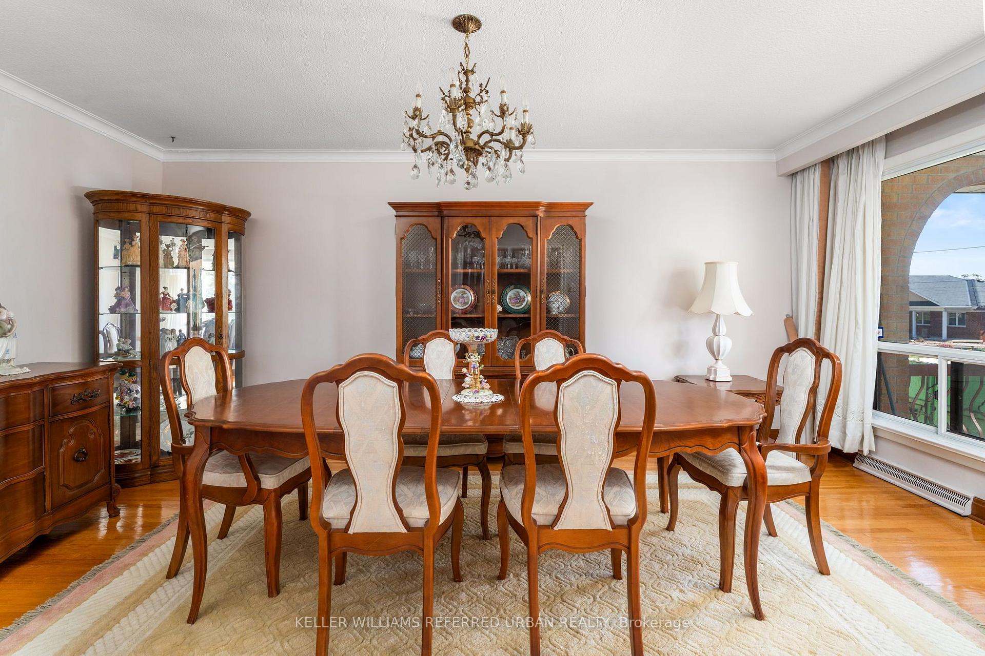 Photo 9 of 40 Datchet Road, North York, Downsview-Roding-CFB — HOMEH