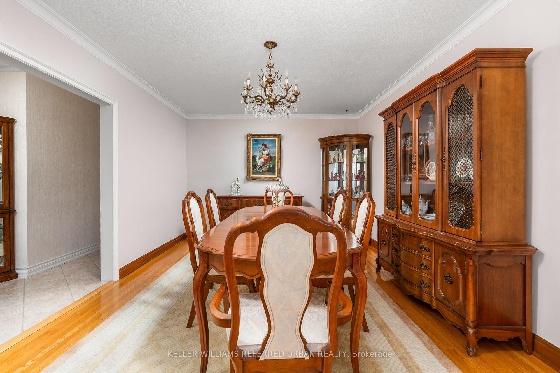 Photo 10 of 40 Datchet Road, North York, Downsview-Roding-CFB — HOMEH