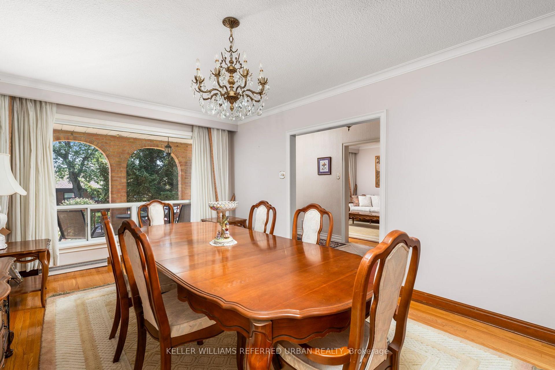 Photo 11 of 40 Datchet Road, North York, Downsview-Roding-CFB — HOMEH