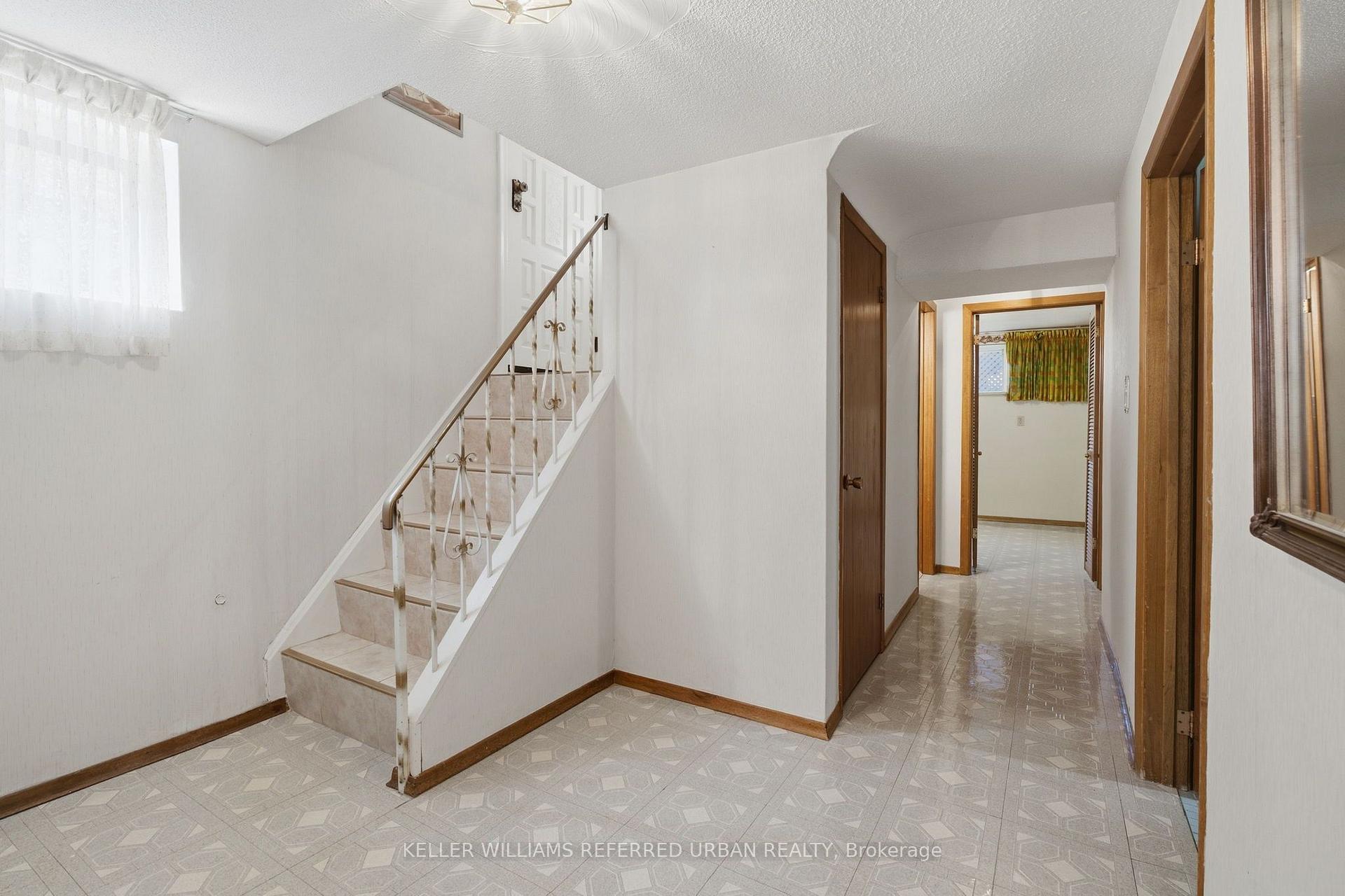 Photo 25 of 40 Datchet Road, North York, Downsview-Roding-CFB — HOMEH