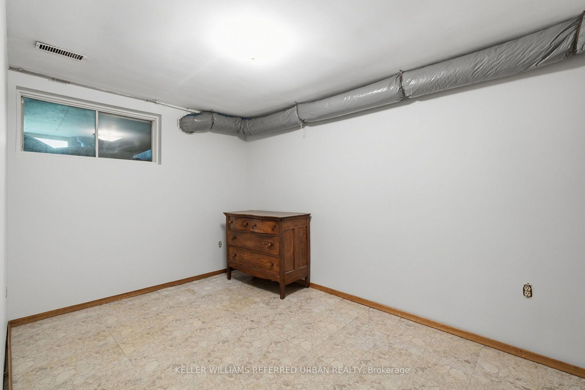 Photo 35 of 40 Datchet Road, North York, Downsview-Roding-CFB — HOMEH