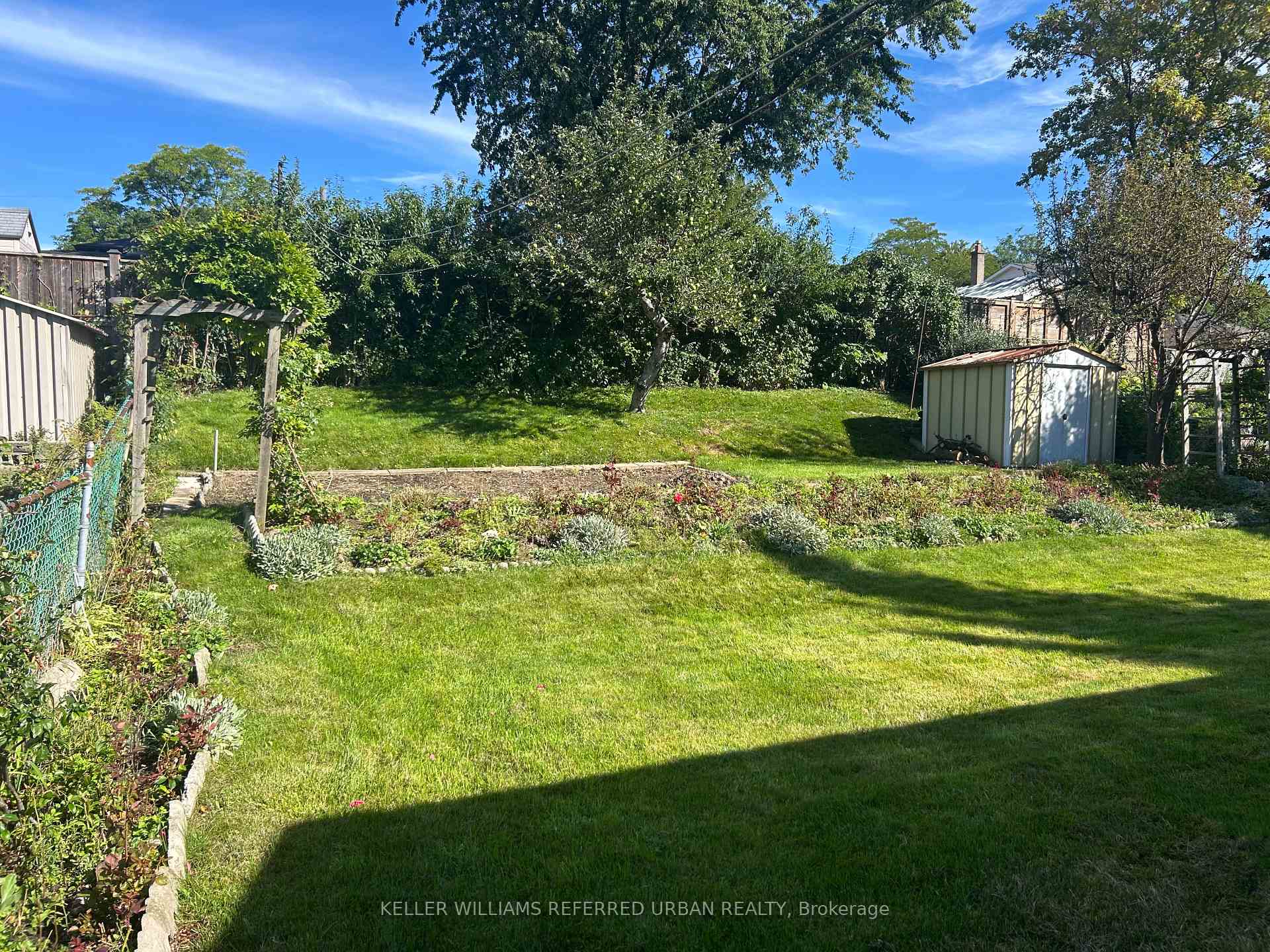 Photo 44 of 40 Datchet Road, North York, Downsview-Roding-CFB — HOMEH