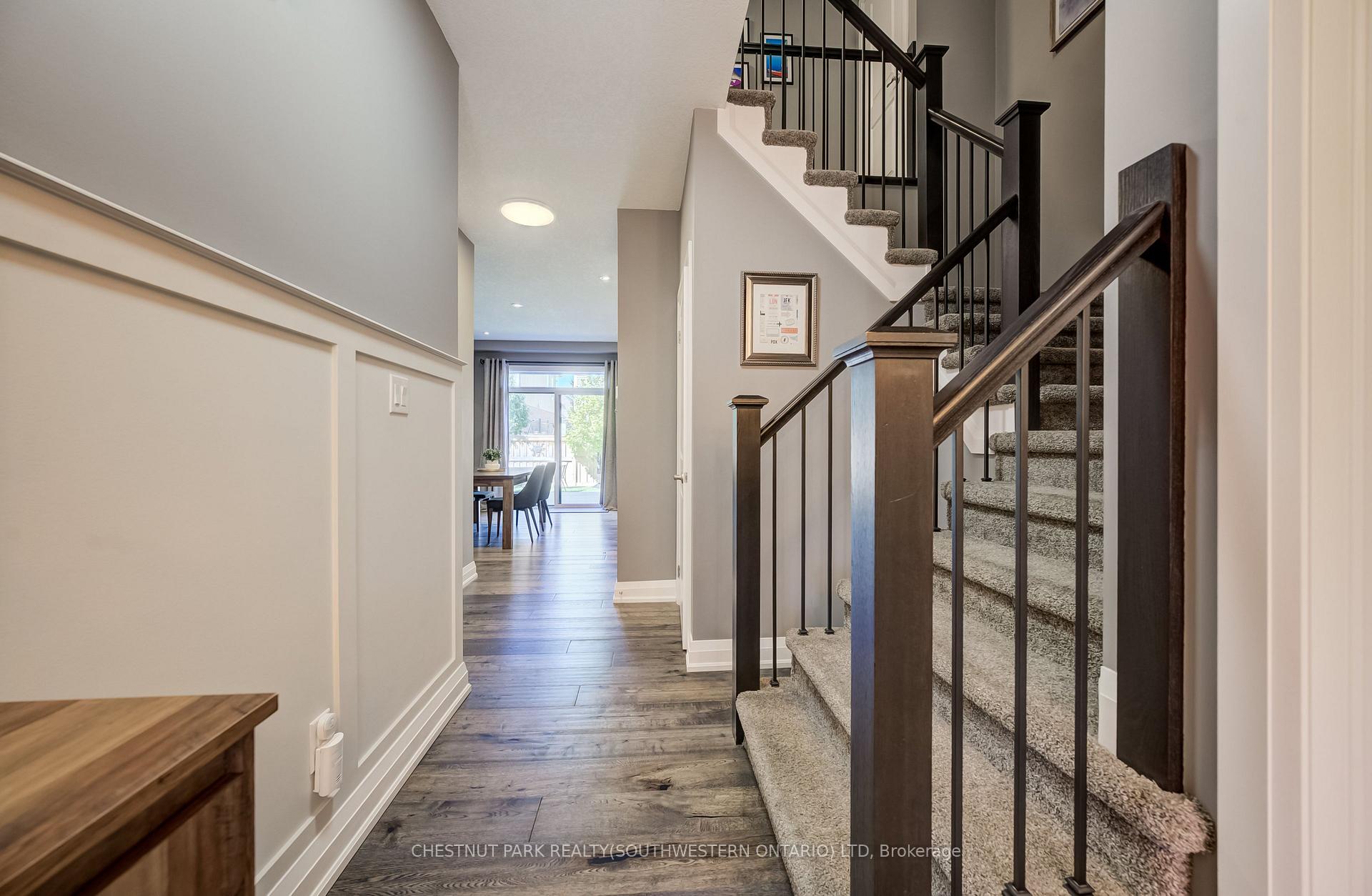 Photo 6 of 35 Greyhawk Street, Kitchener, Bridgeport — HOMEH