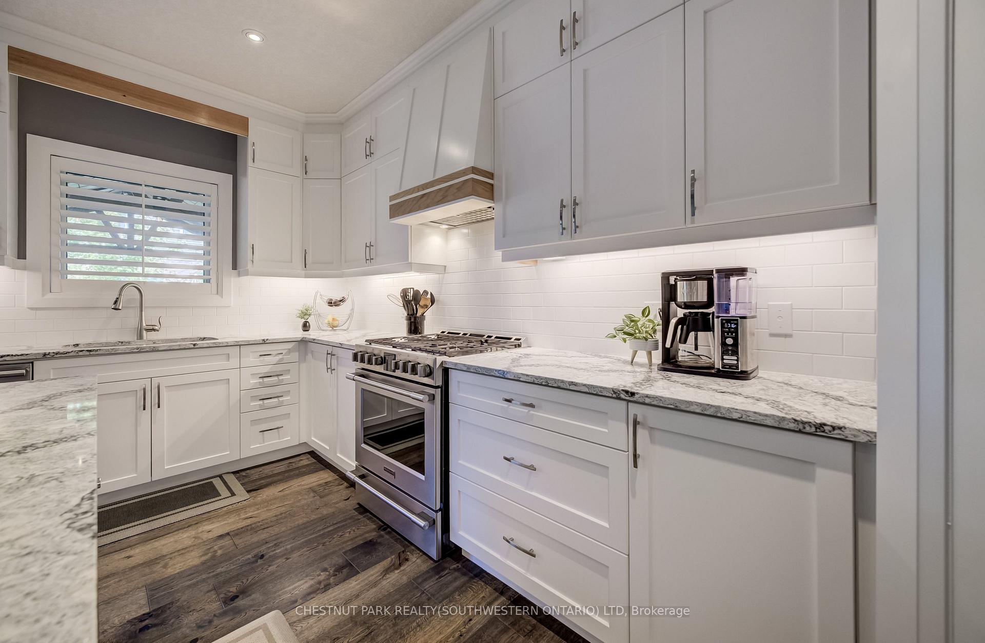 Photo 14 of 35 Greyhawk Street, Kitchener, Bridgeport — HOMEH