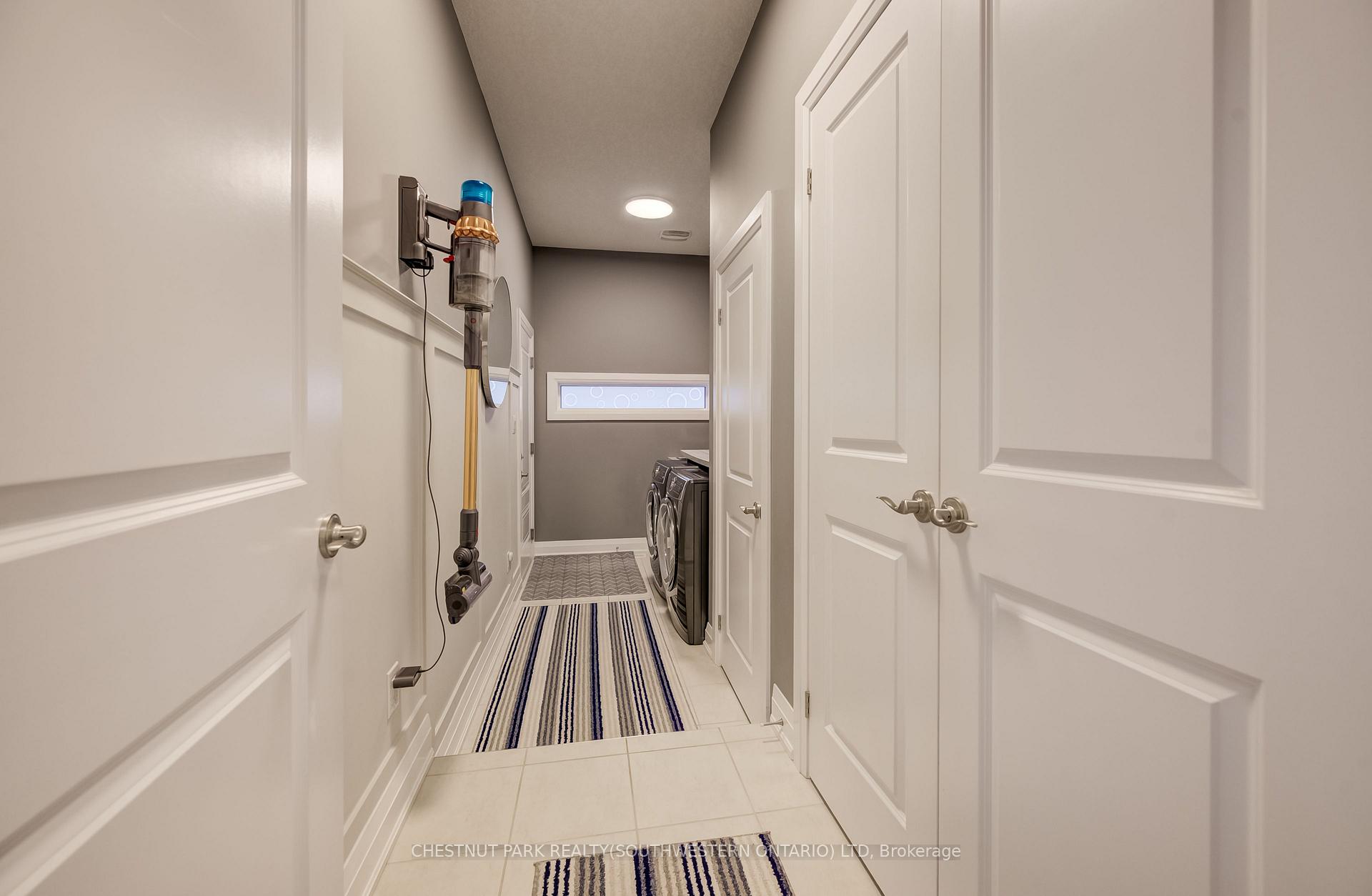 Photo 15 of 35 Greyhawk Street, Kitchener, Bridgeport — HOMEH