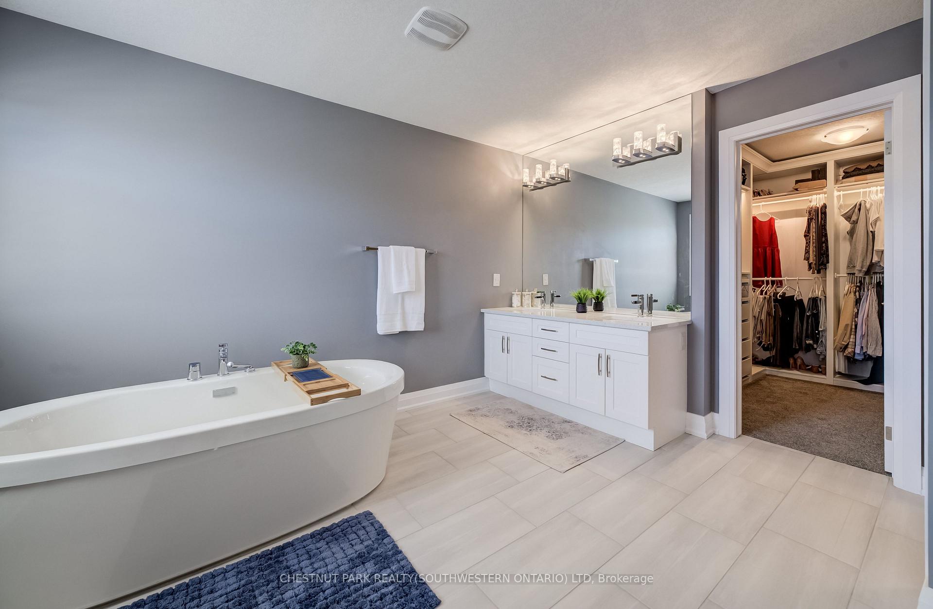 Photo 22 of 35 Greyhawk Street, Kitchener, Bridgeport — HOMEH