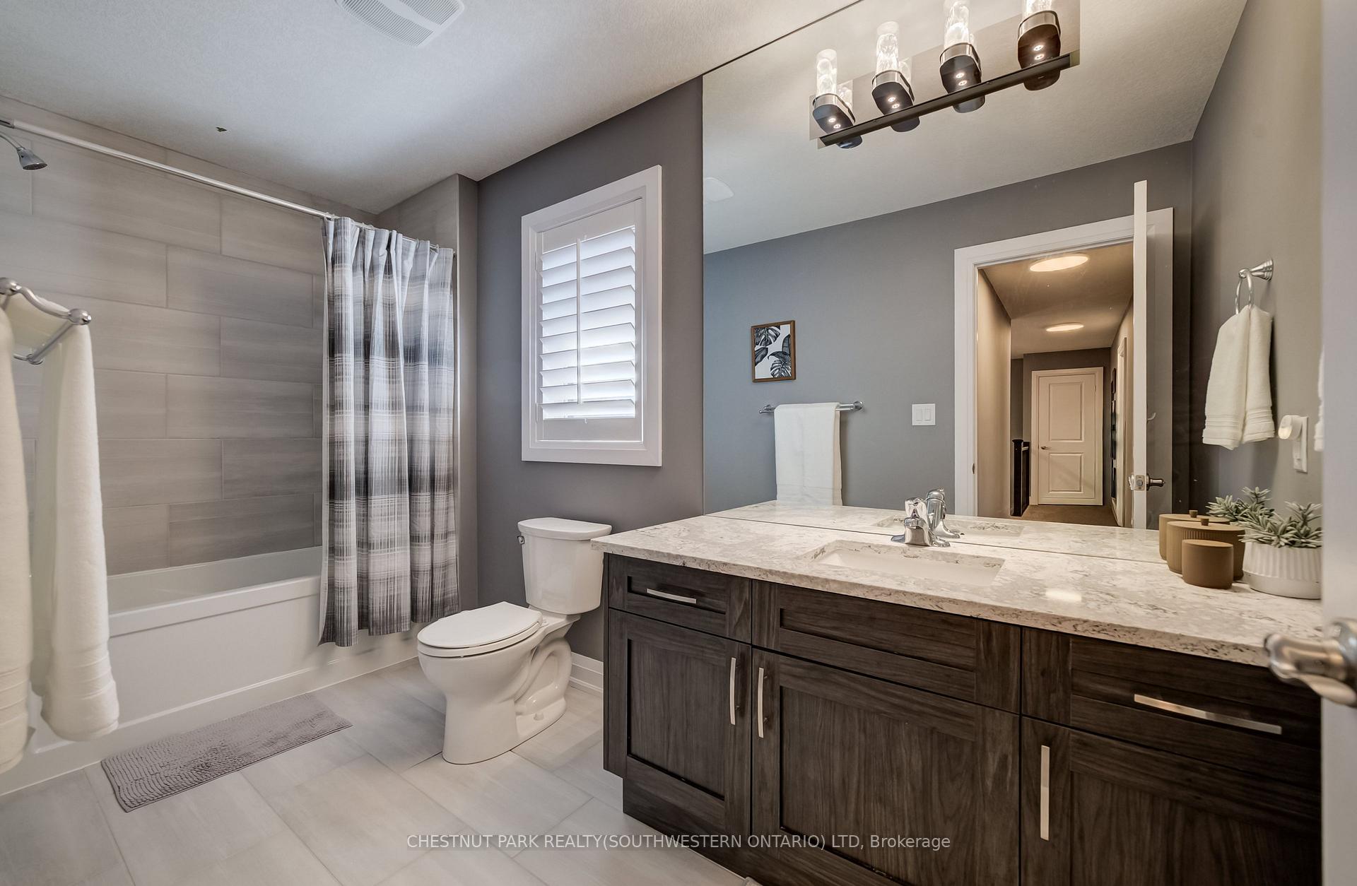 Photo 28 of 35 Greyhawk Street, Kitchener, Bridgeport — HOMEH
