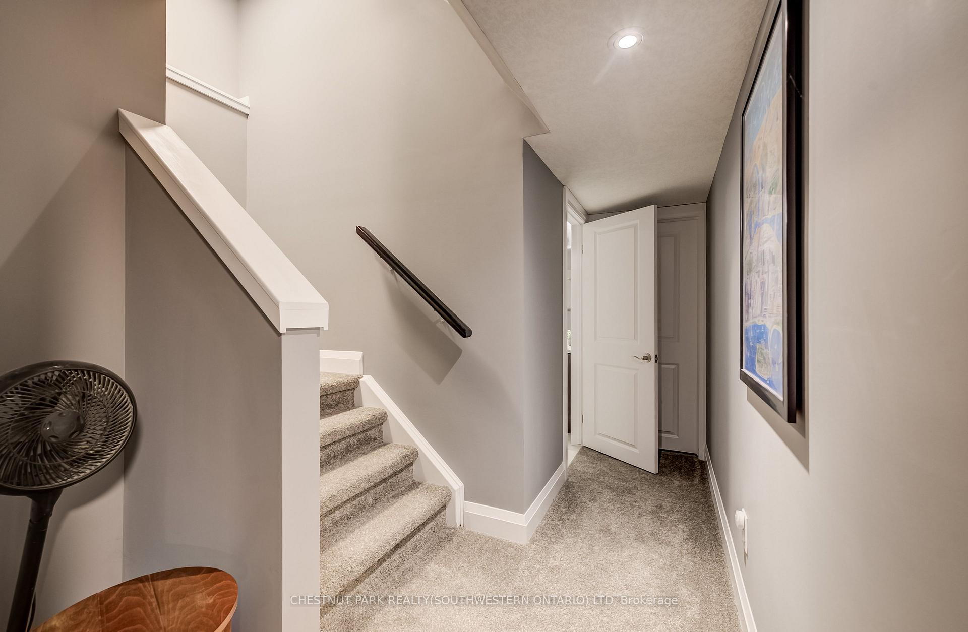 Photo 29 of 35 Greyhawk Street, Kitchener, Bridgeport — HOMEH