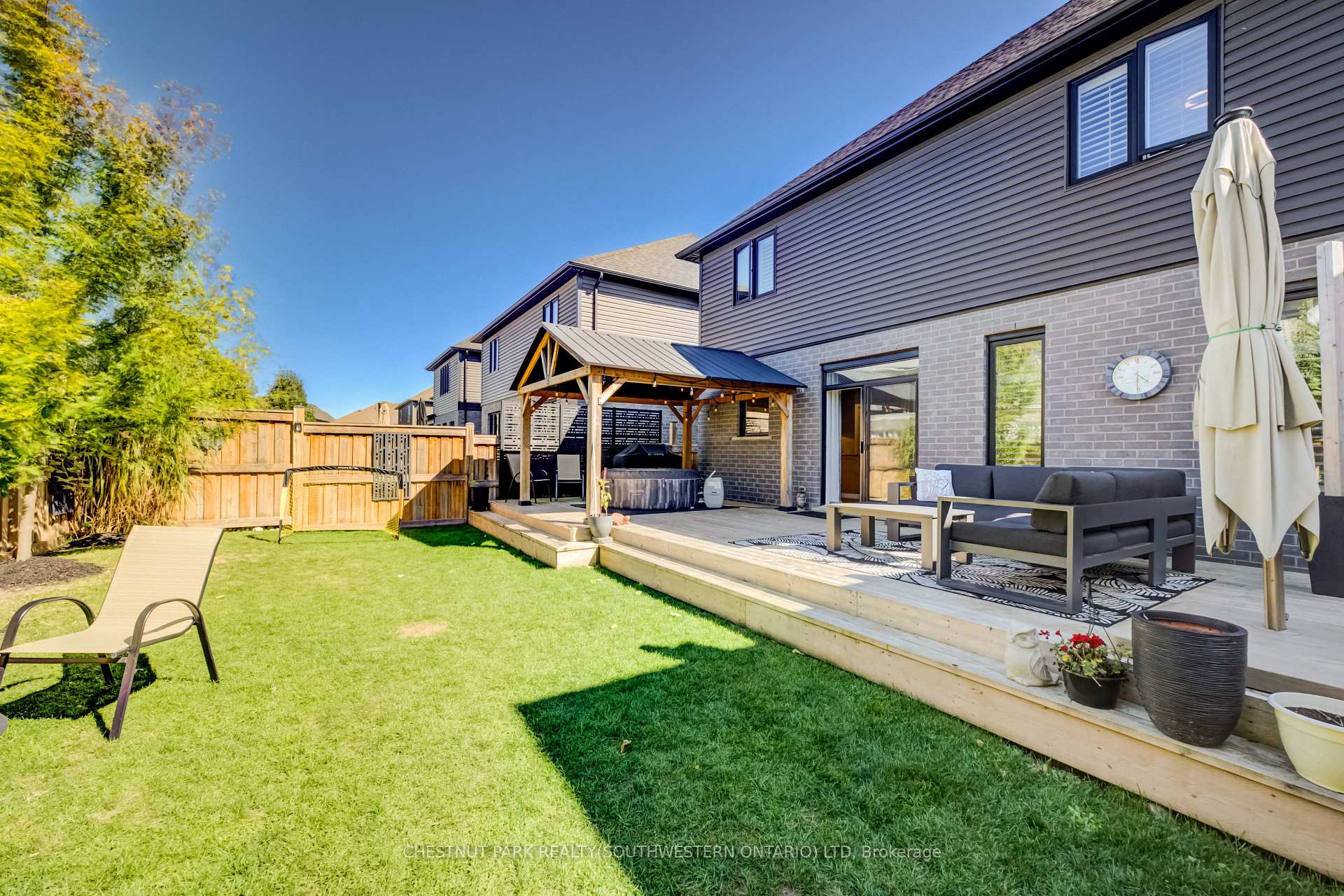 Photo 40 of 35 Greyhawk Street, Kitchener, Bridgeport — HOMEH
