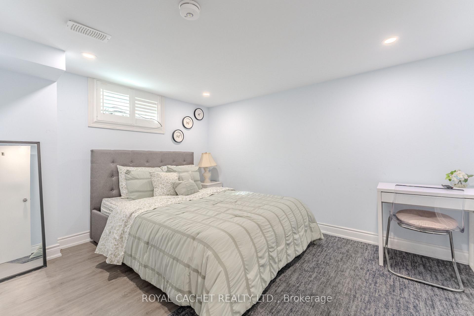 Photo 20 of 1074 Flagship Drive, Mississauga, Applewood — HOMEH