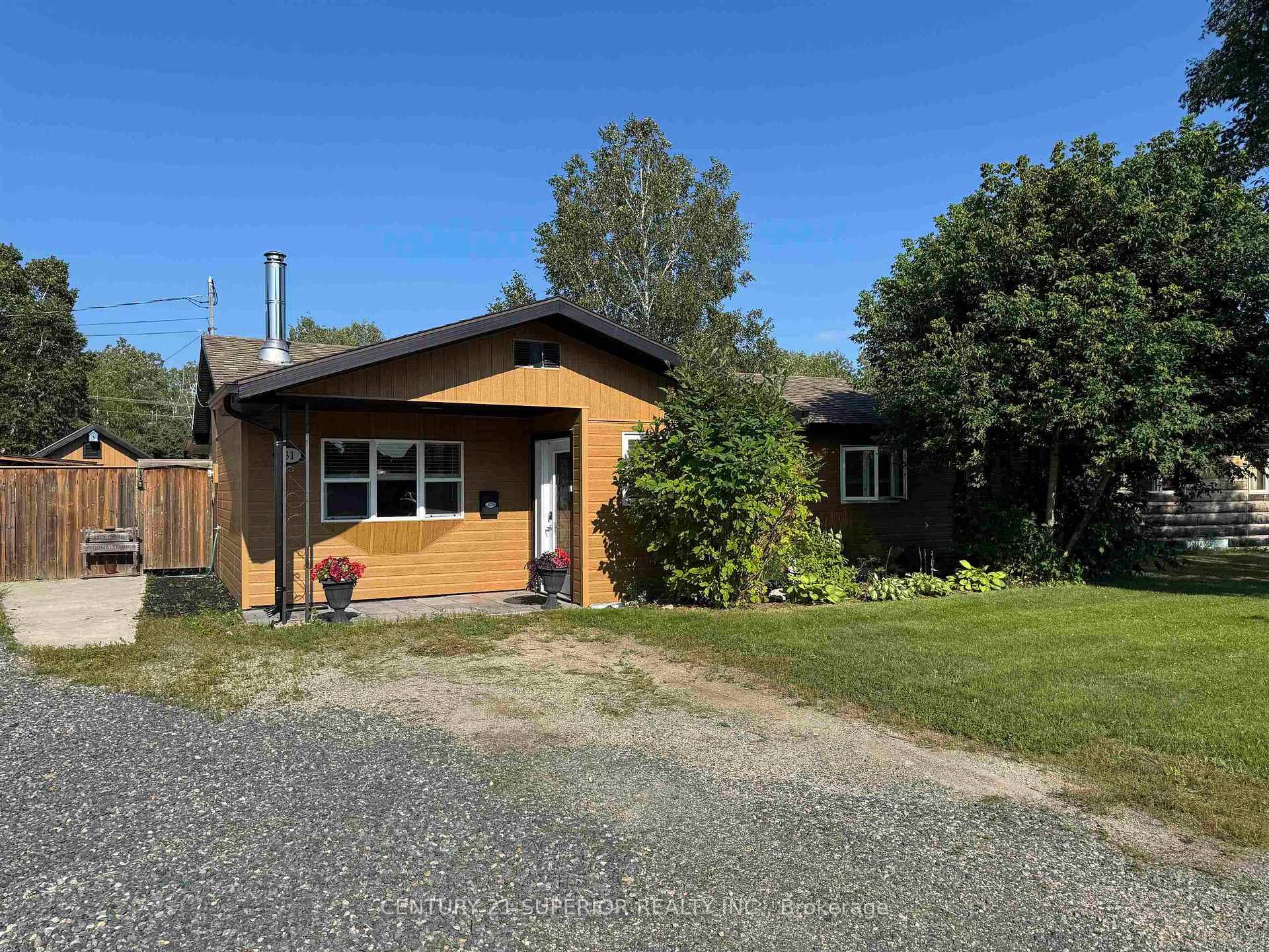Photo 2 of 31 Heron Drive, Manitouwadge, TB-73 — HOMEH