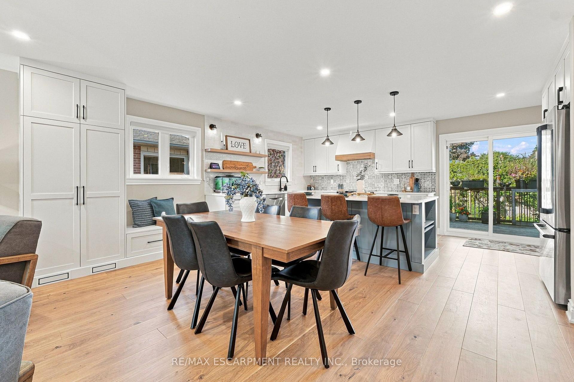 Photo 6 of 1060 Dowland Crescent, Burlington, LaSalle — HOMEH