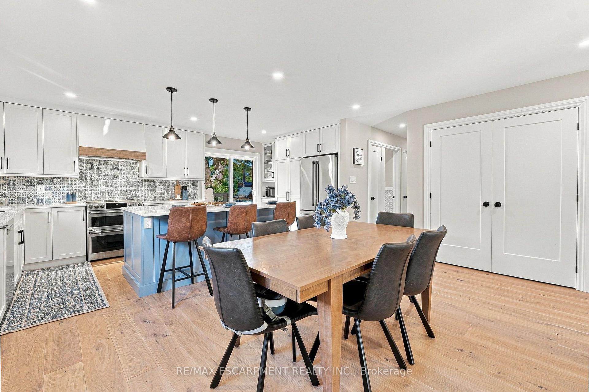 Photo 17 of 1060 Dowland Crescent, Burlington, LaSalle — HOMEH