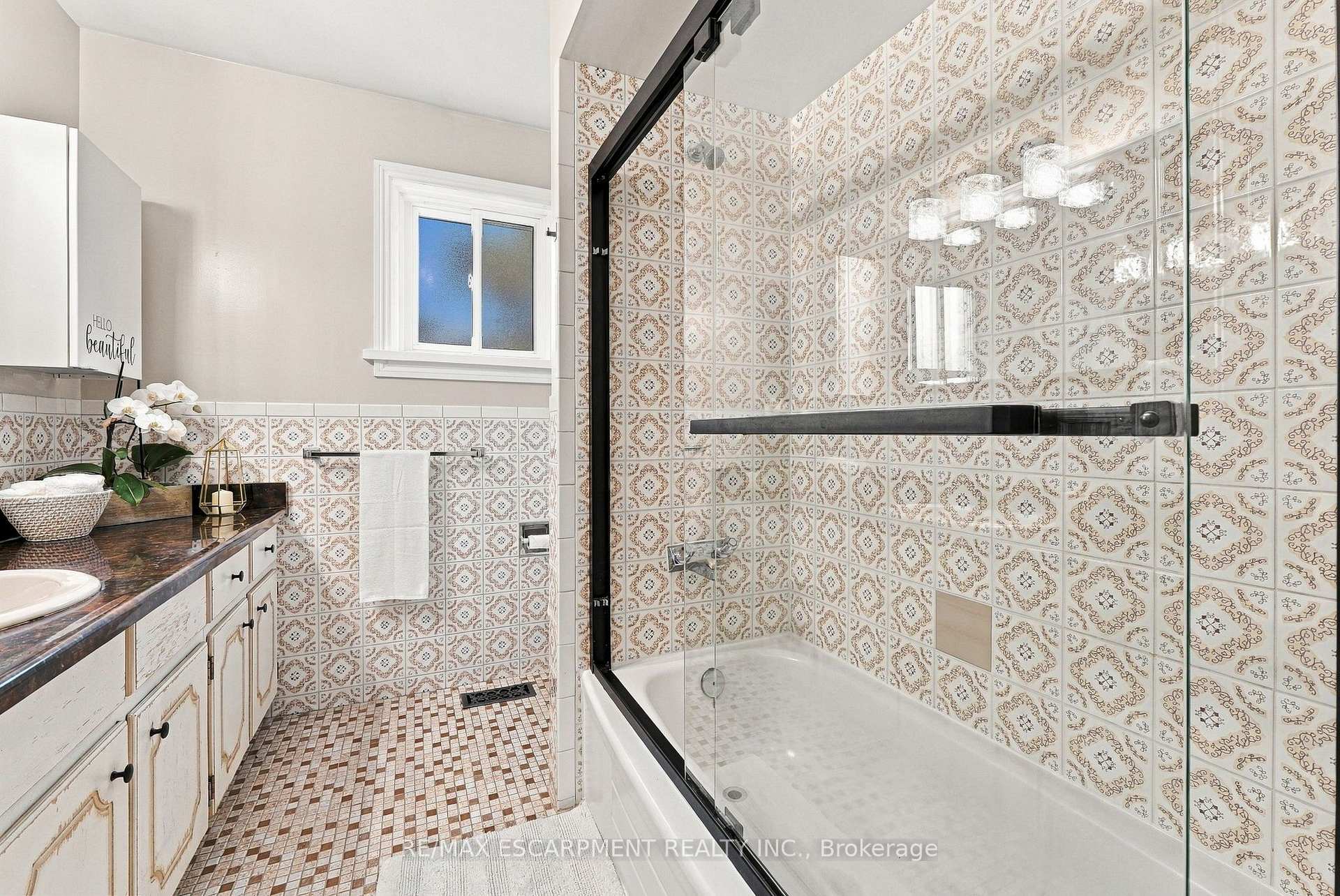 Photo 24 of 1060 Dowland Crescent, Burlington, LaSalle — HOMEH