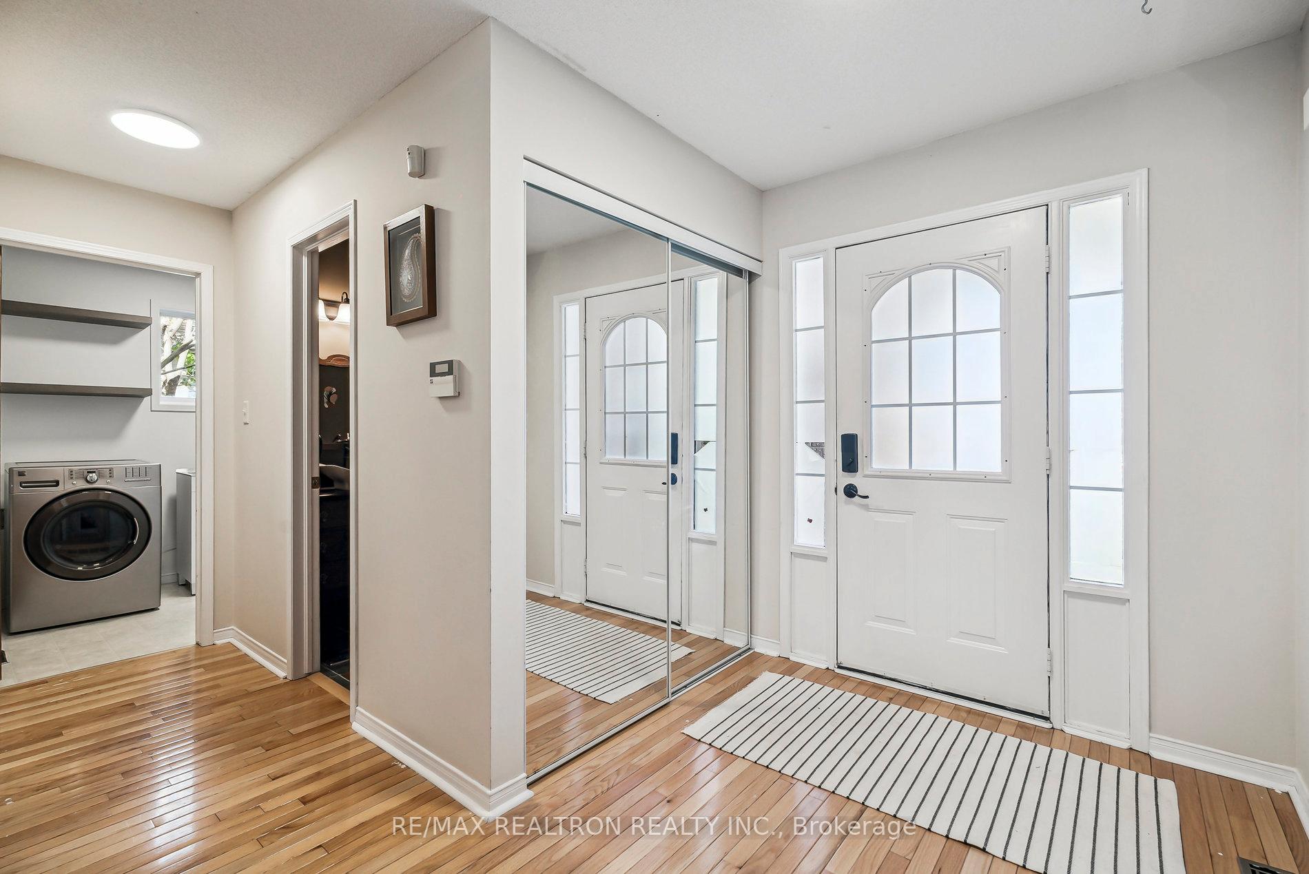 Photo 10 of 50 Holly Meadow Road, Barrie, Holly — HOMEH