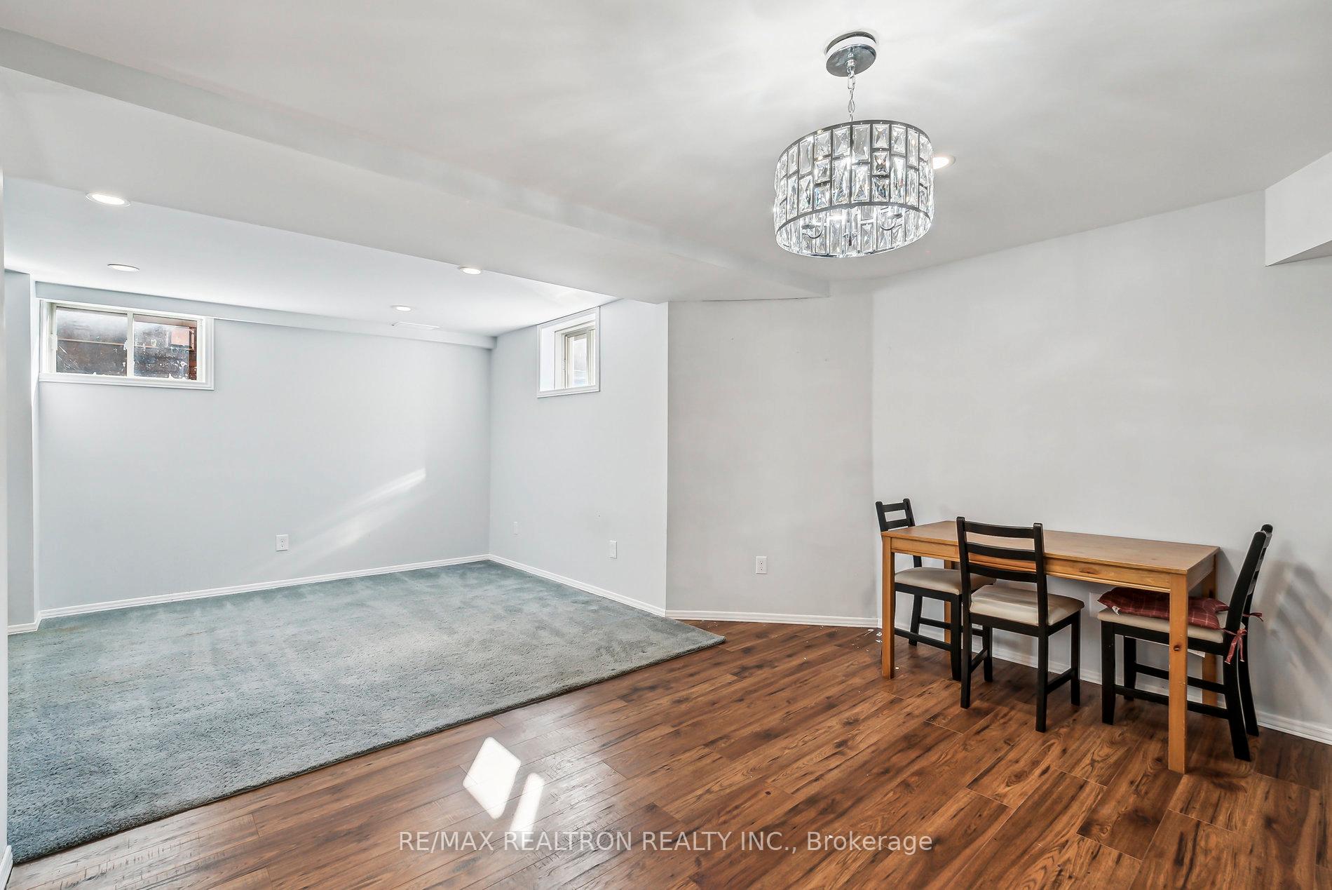 Photo 40 of 50 Holly Meadow Road, Barrie, Holly — HOMEH