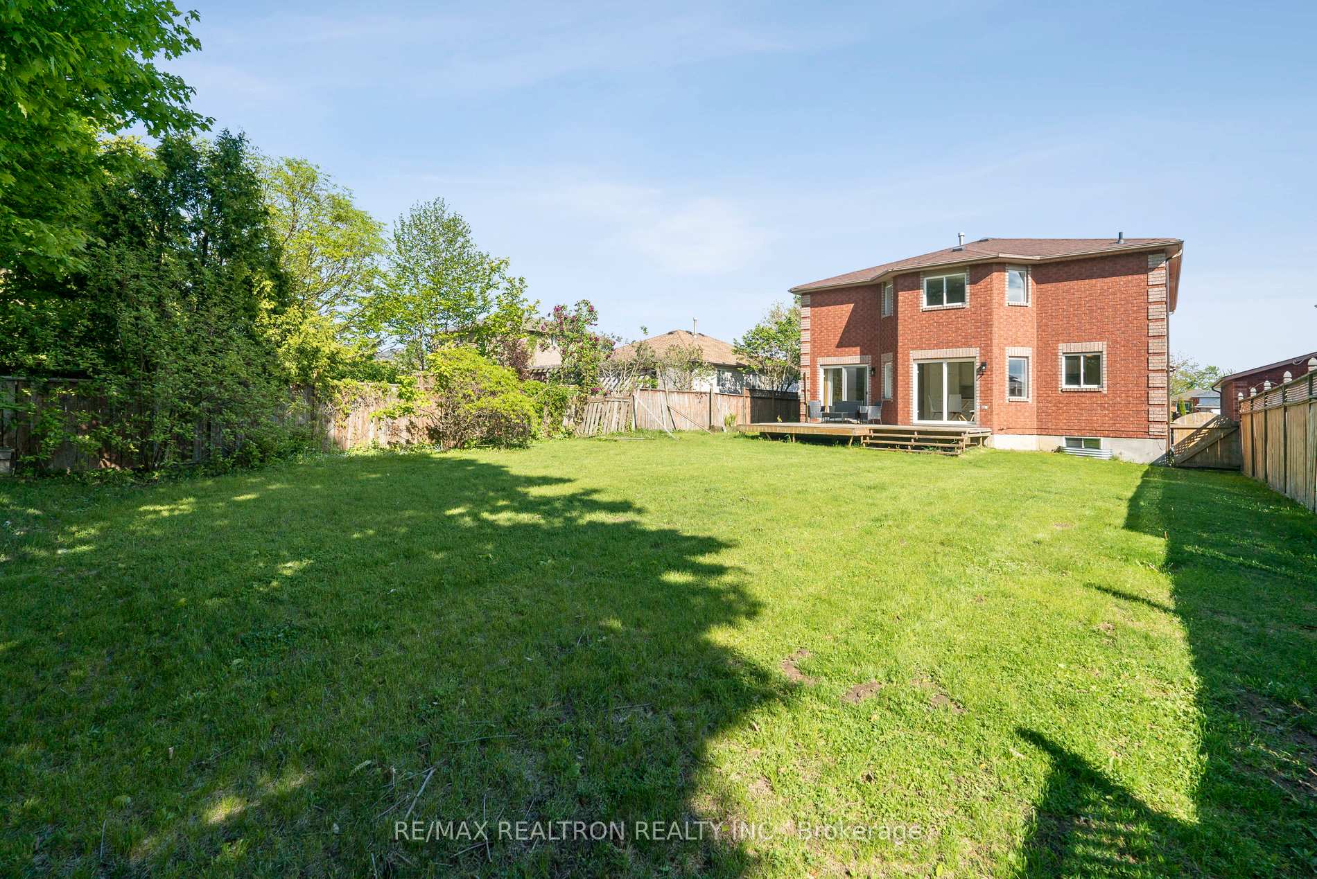 Photo 49 of 50 Holly Meadow Road, Barrie, Holly — HOMEH