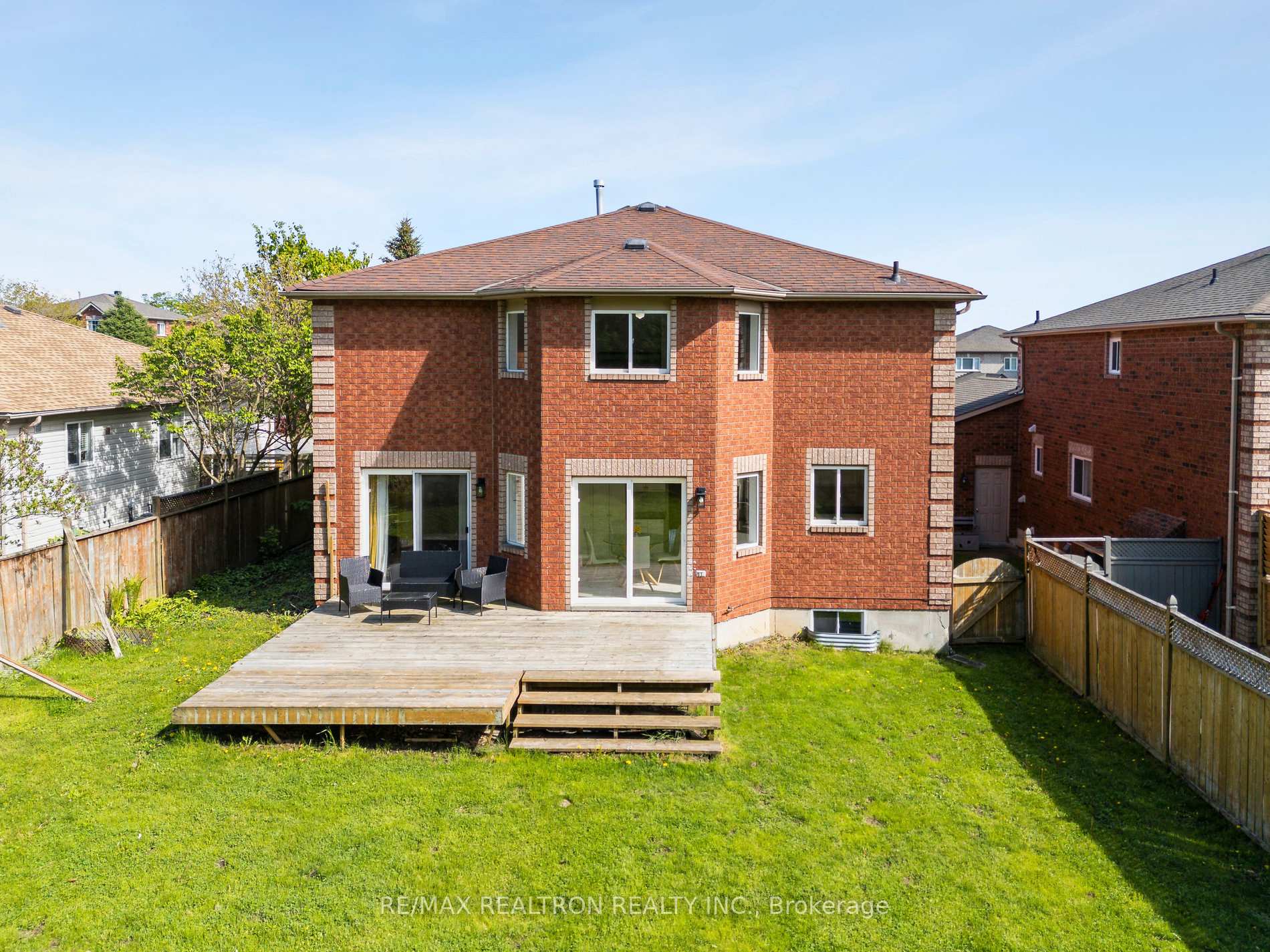 Photo 50 of 50 Holly Meadow Road, Barrie, Holly — HOMEH