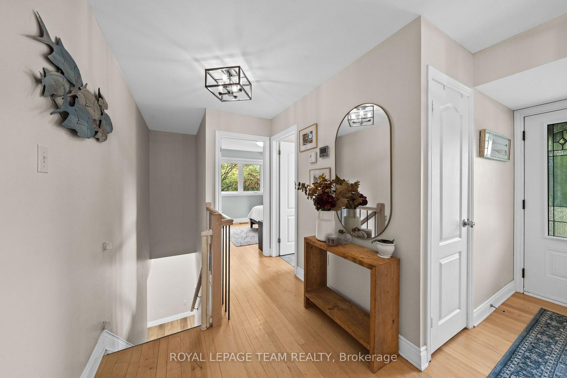 Photo 19 of 124 Charmont Way, Ottawa, Constance Bay — HOMEH