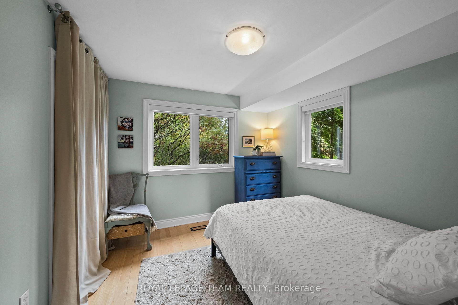 Photo 20 of 124 Charmont Way, Ottawa, Constance Bay — HOMEH