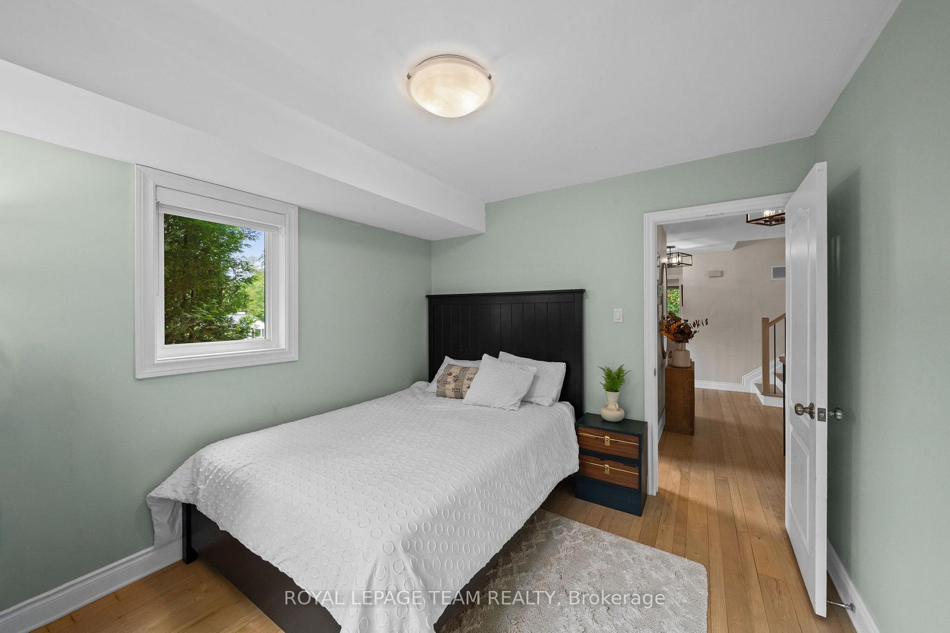 Photo 21 of 124 Charmont Way, Ottawa, Constance Bay — HOMEH