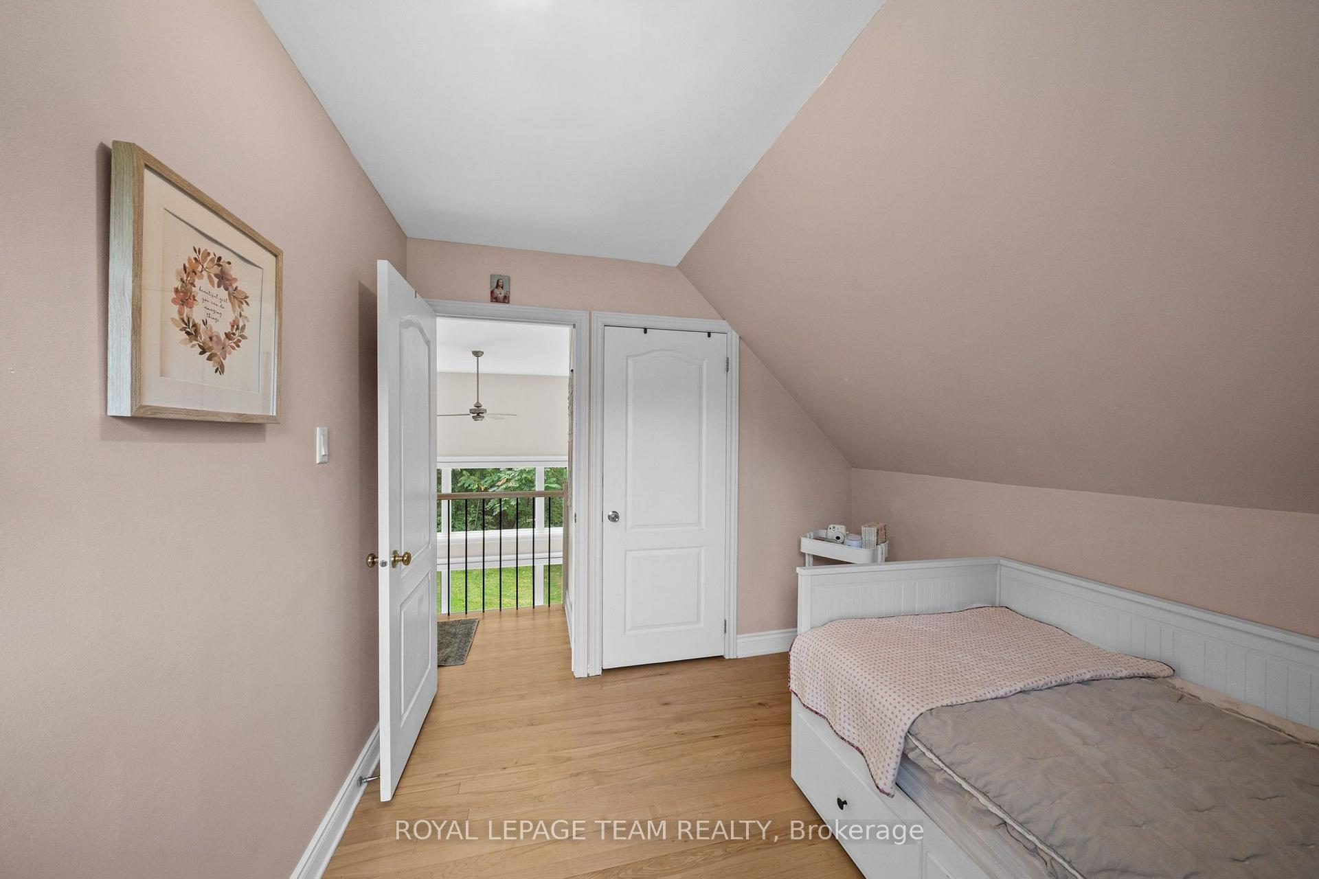 Photo 27 of 124 Charmont Way, Ottawa, Constance Bay — HOMEH