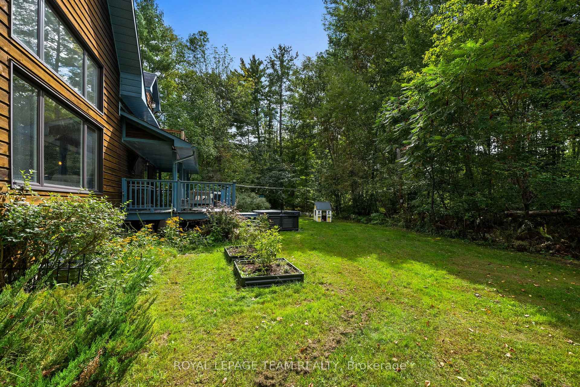 Photo 40 of 124 Charmont Way, Ottawa, Constance Bay — HOMEH