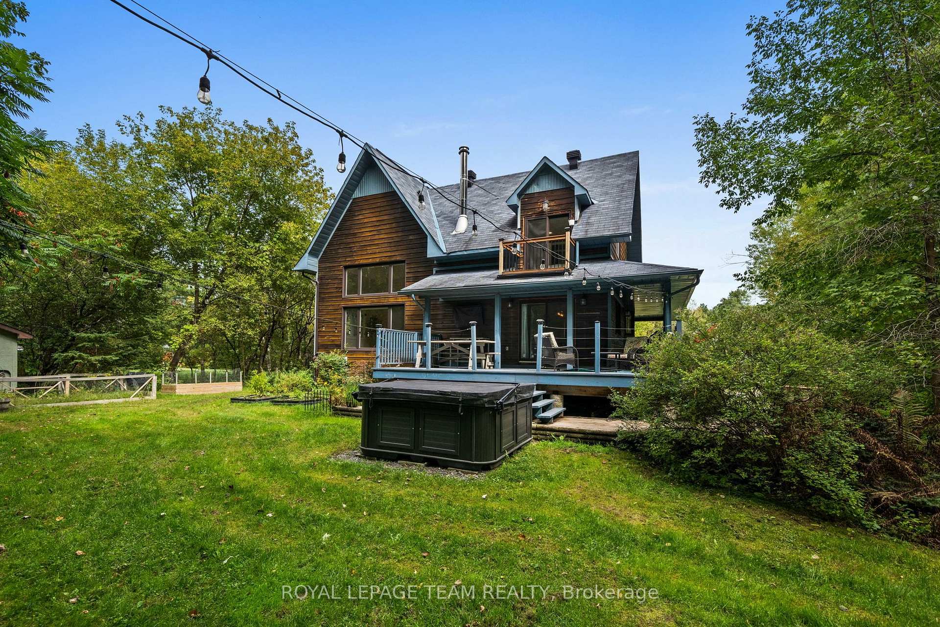 Photo 43 of 124 Charmont Way, Ottawa, Constance Bay — HOMEH