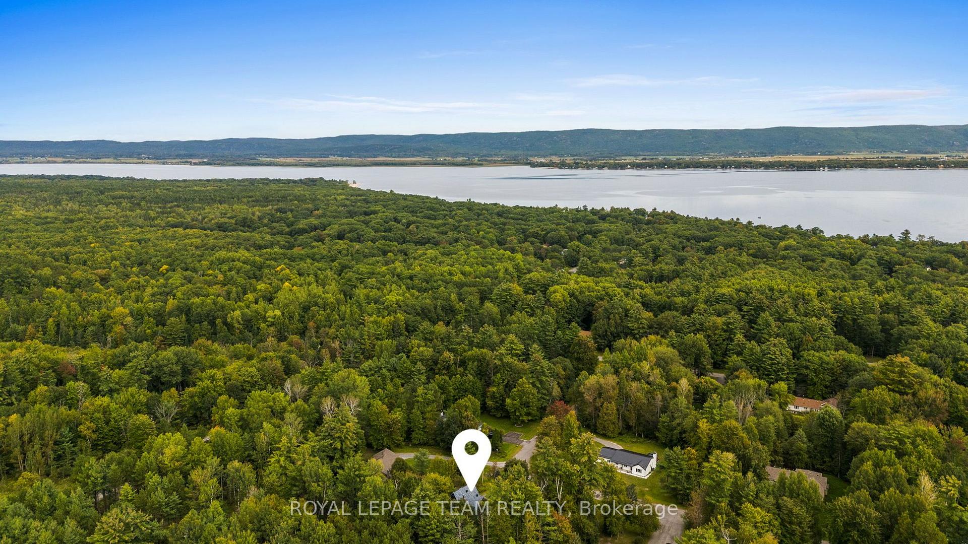 Photo 50 of 124 Charmont Way, Ottawa, Constance Bay — HOMEH