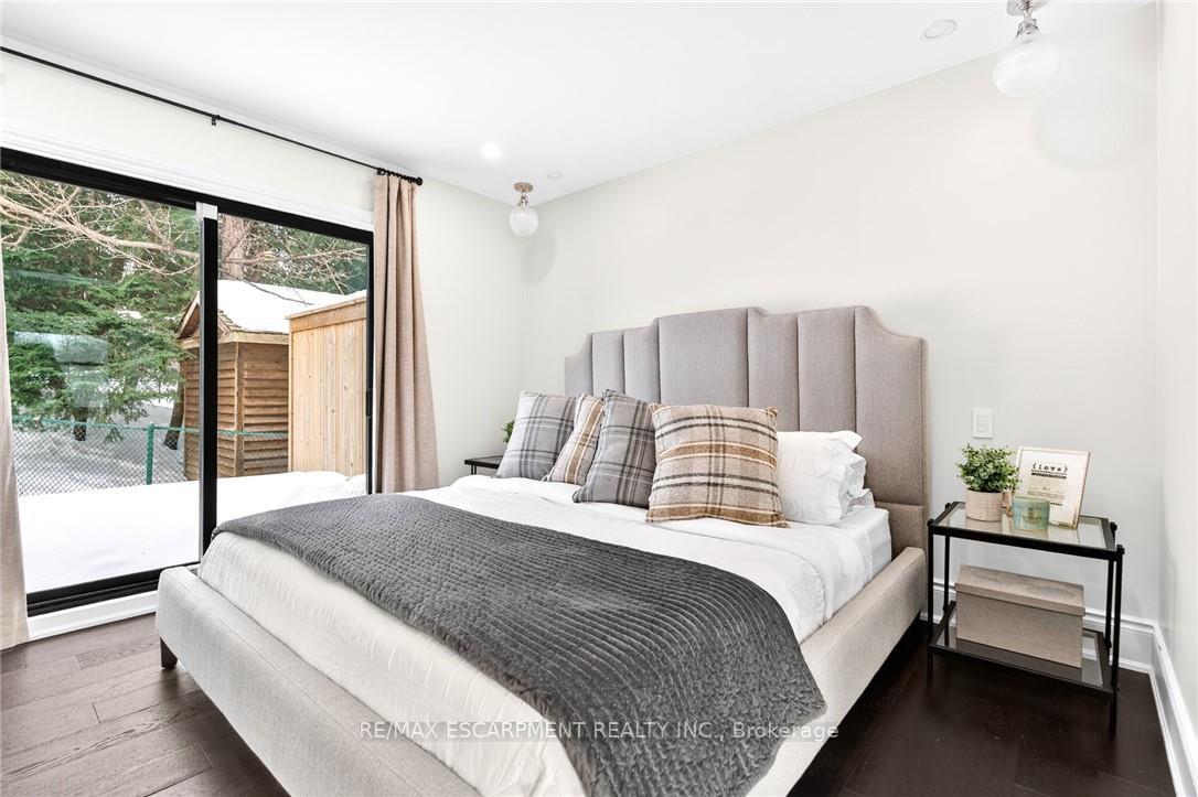 Photo 21 of 2129 Highview Drive, Burlington, Rural Burlington — HOMEH