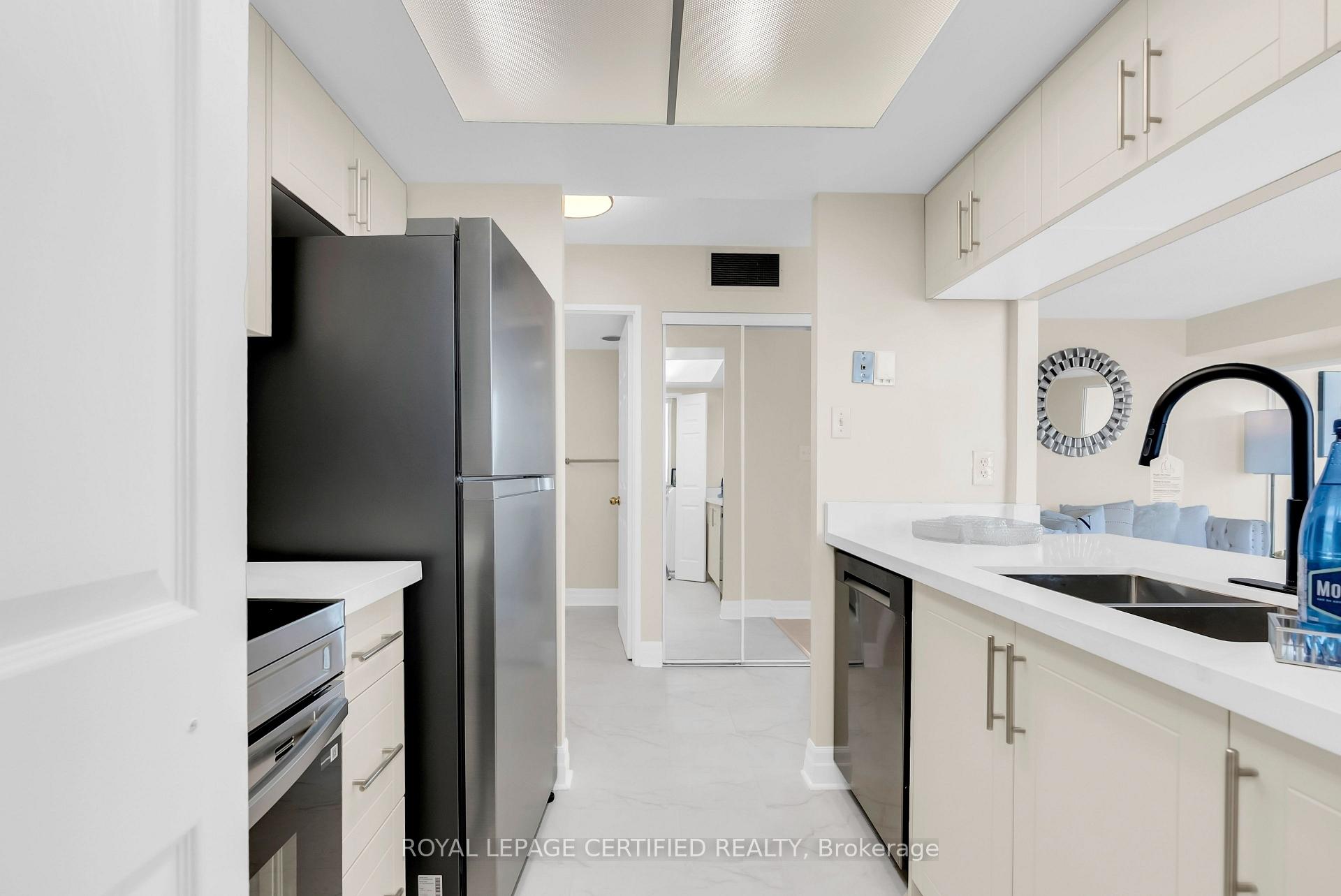 Photo 25 of Unit #2109, 285 Enfield Place, Mississauga, City Centre — HOMEH