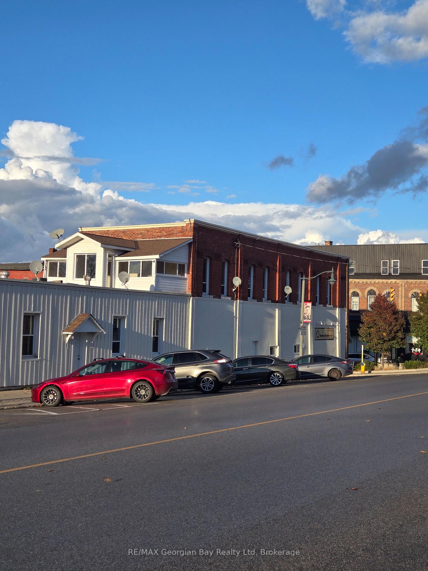 Photo 3 of Unit 3, 90 Main Street, Penetanguishene — HOMEH