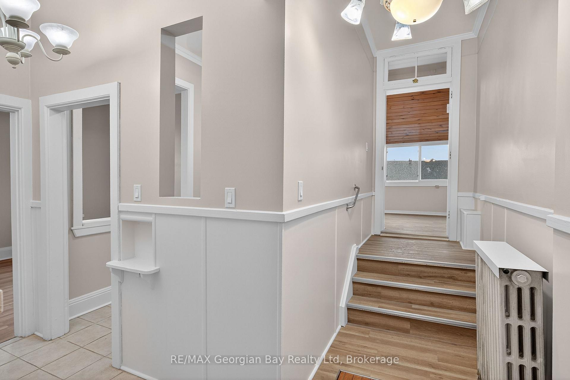 Photo 7 of Unit 3, 90 Main Street, Penetanguishene — HOMEH