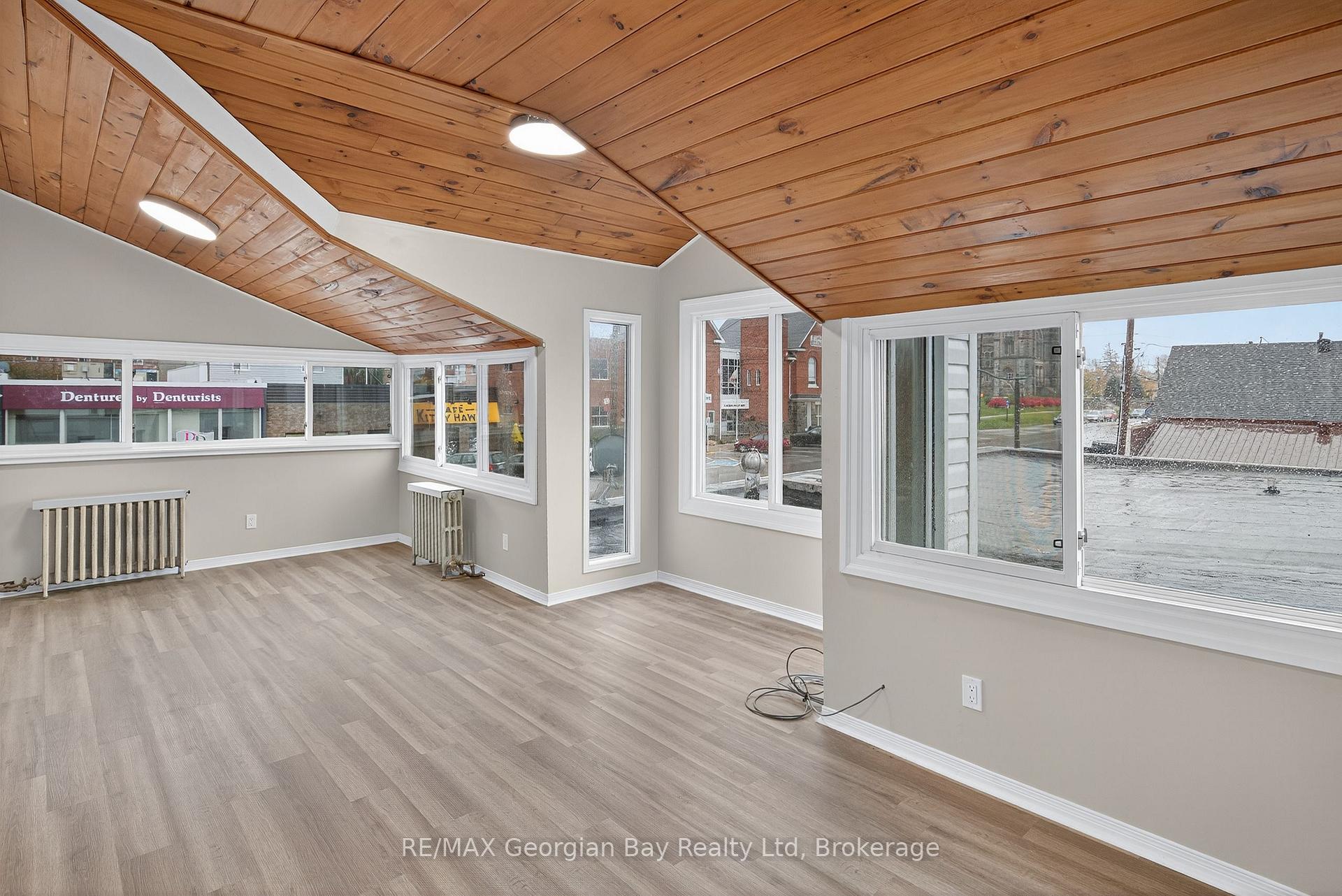 Photo 8 of Unit 3, 90 Main Street, Penetanguishene — HOMEH