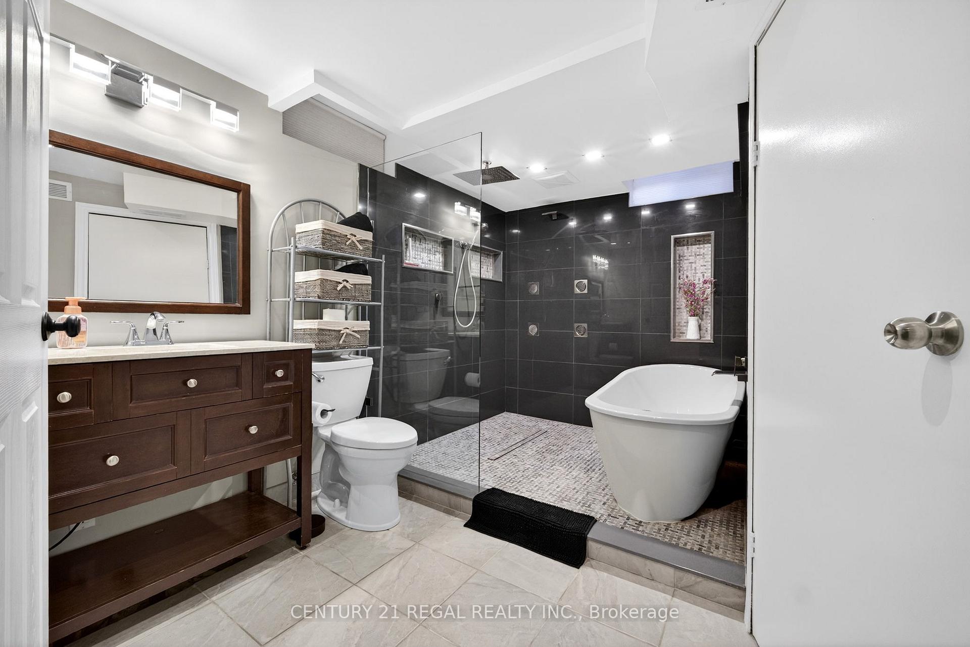 Photo 36 of 481 Camelot Drive W, Oshawa, Eastdale — HOMEH