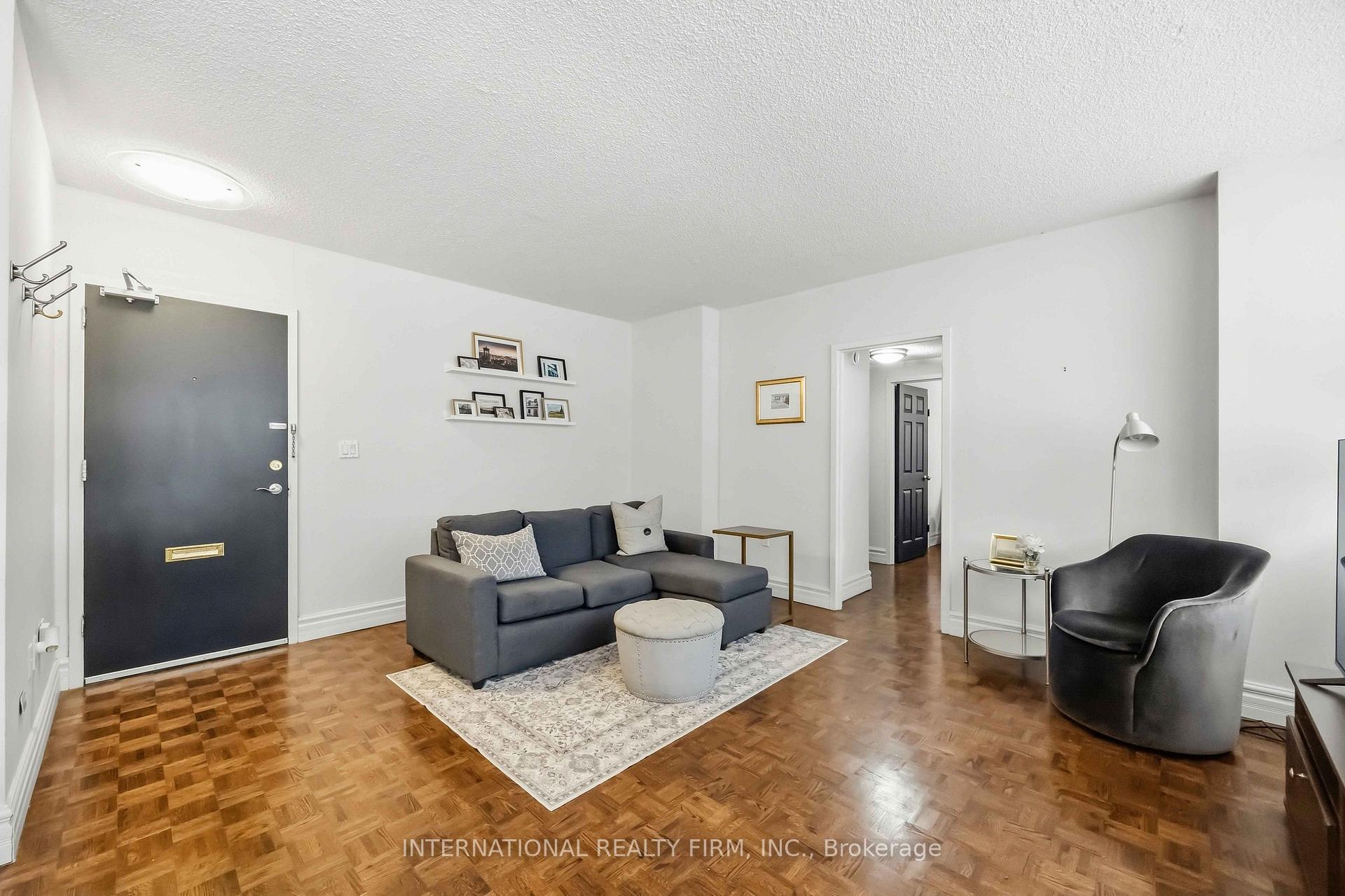 Photo 10 of Unit 101, 151 La Rose Avenue E, Etobicoke, Humber Heights — HOMEH